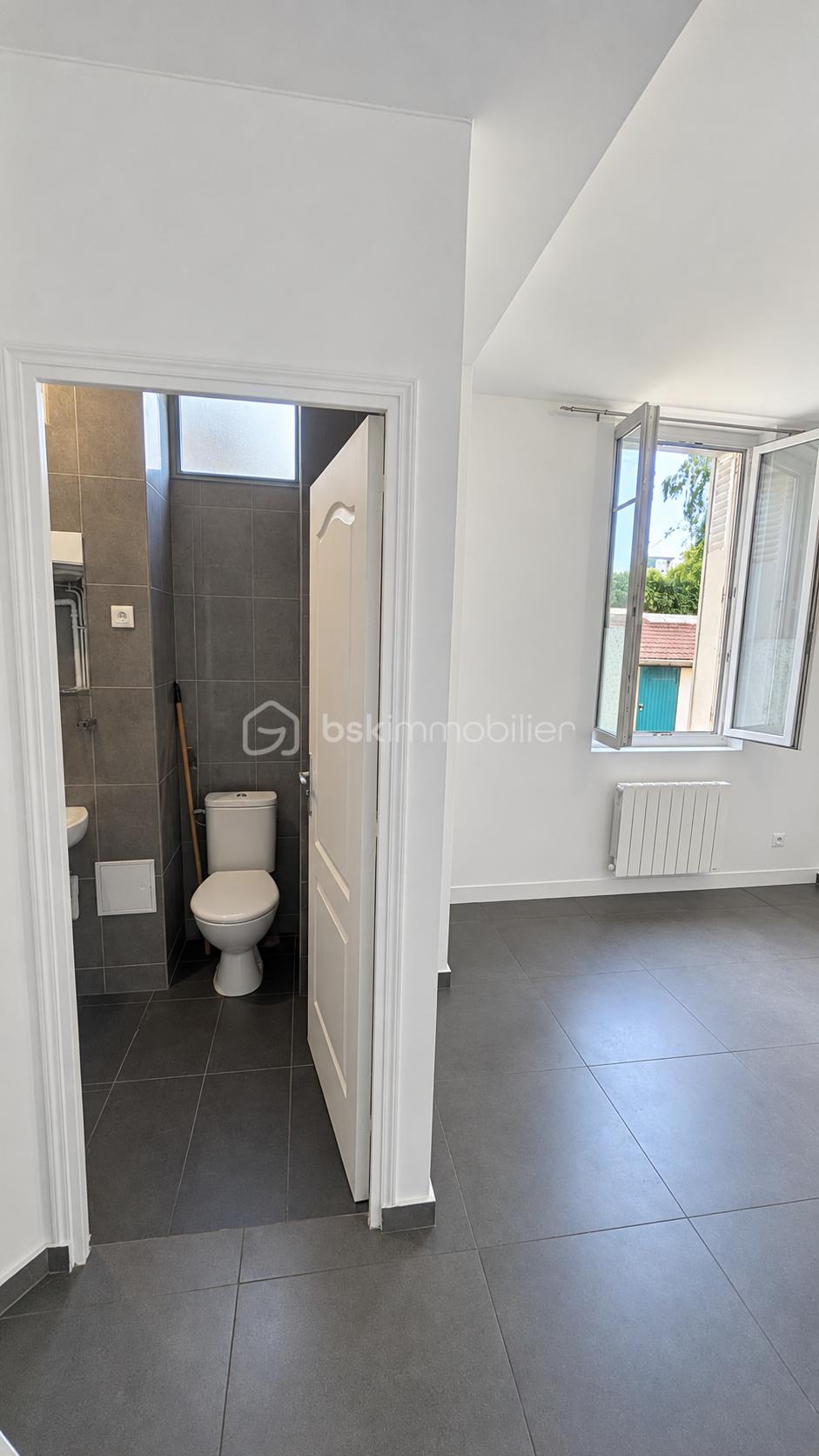 CAROLINE-ALLIONE-LA-GARENNE-COLOMBES-STUDIO-VUE CUISINE.png