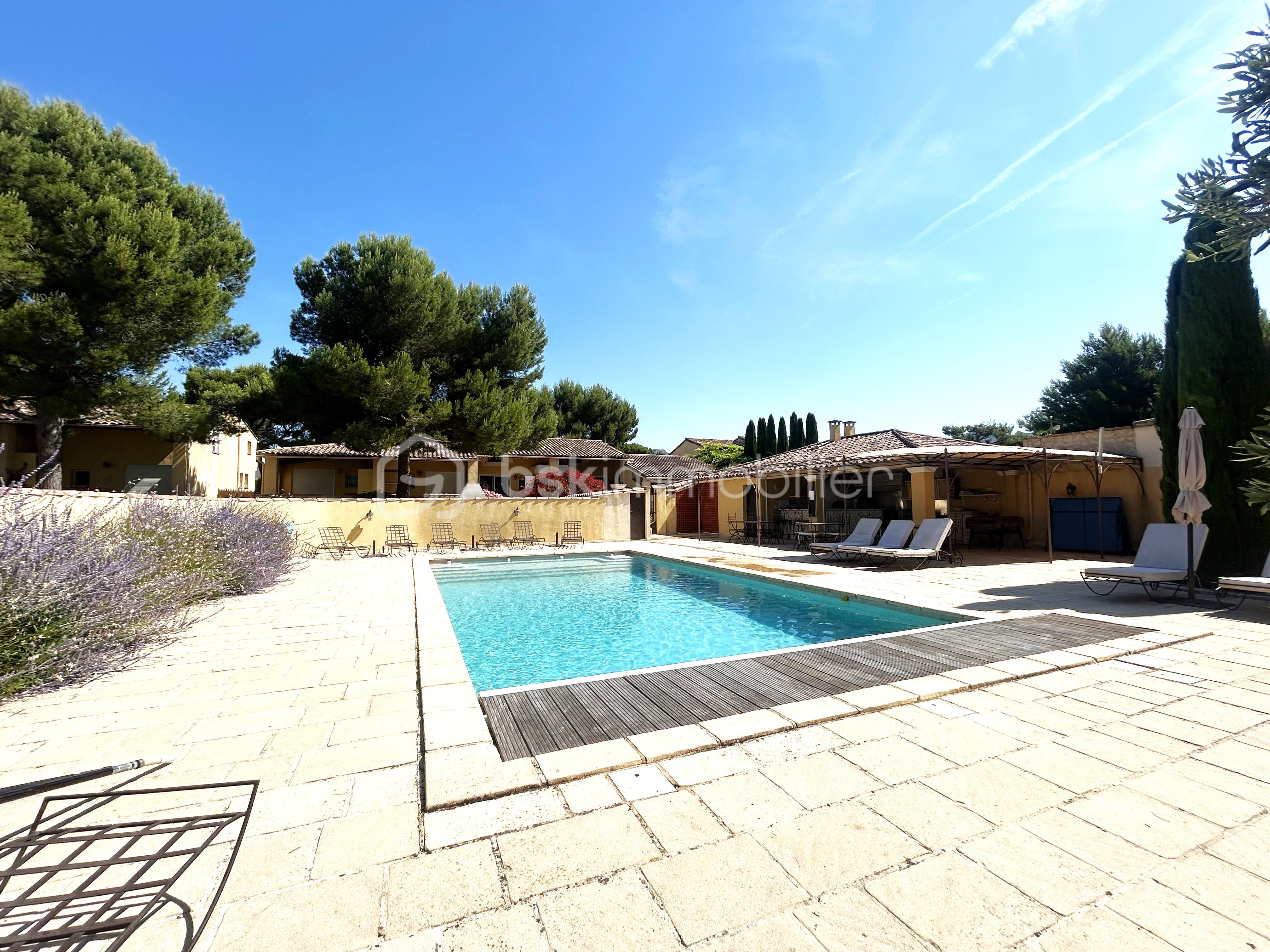 Maison 3 pièces 40 m² · à Aureille · 39,7 m² · 250 000 €