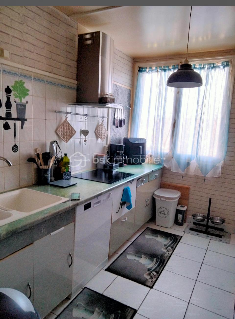 Appartement de 82 m² - 63491.jpg