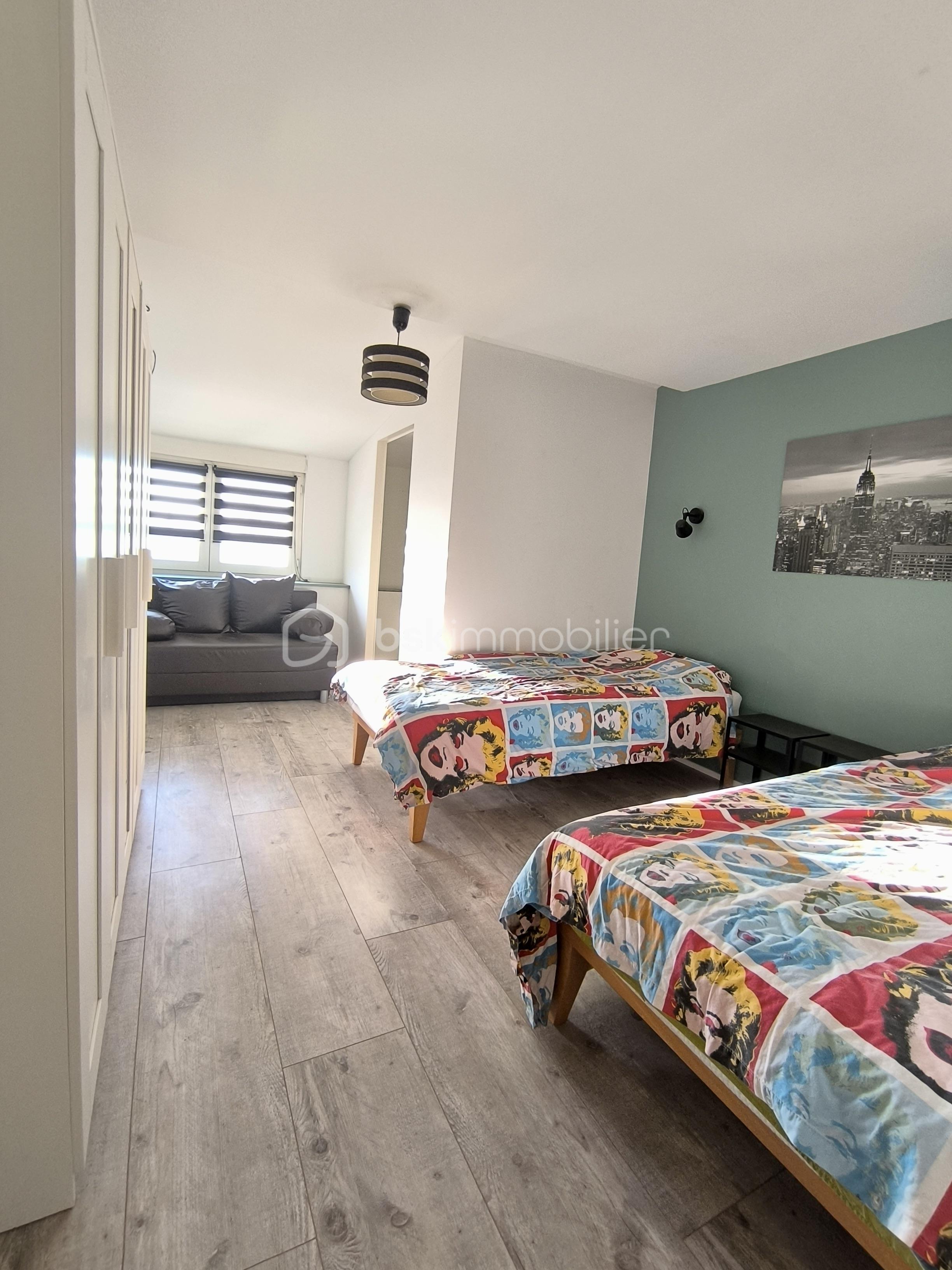 Maison traditionnelle de 290 m² - 85FC8FB8-AF77-4E8D-90C5-217886979E6C_1_201_a.jpeg