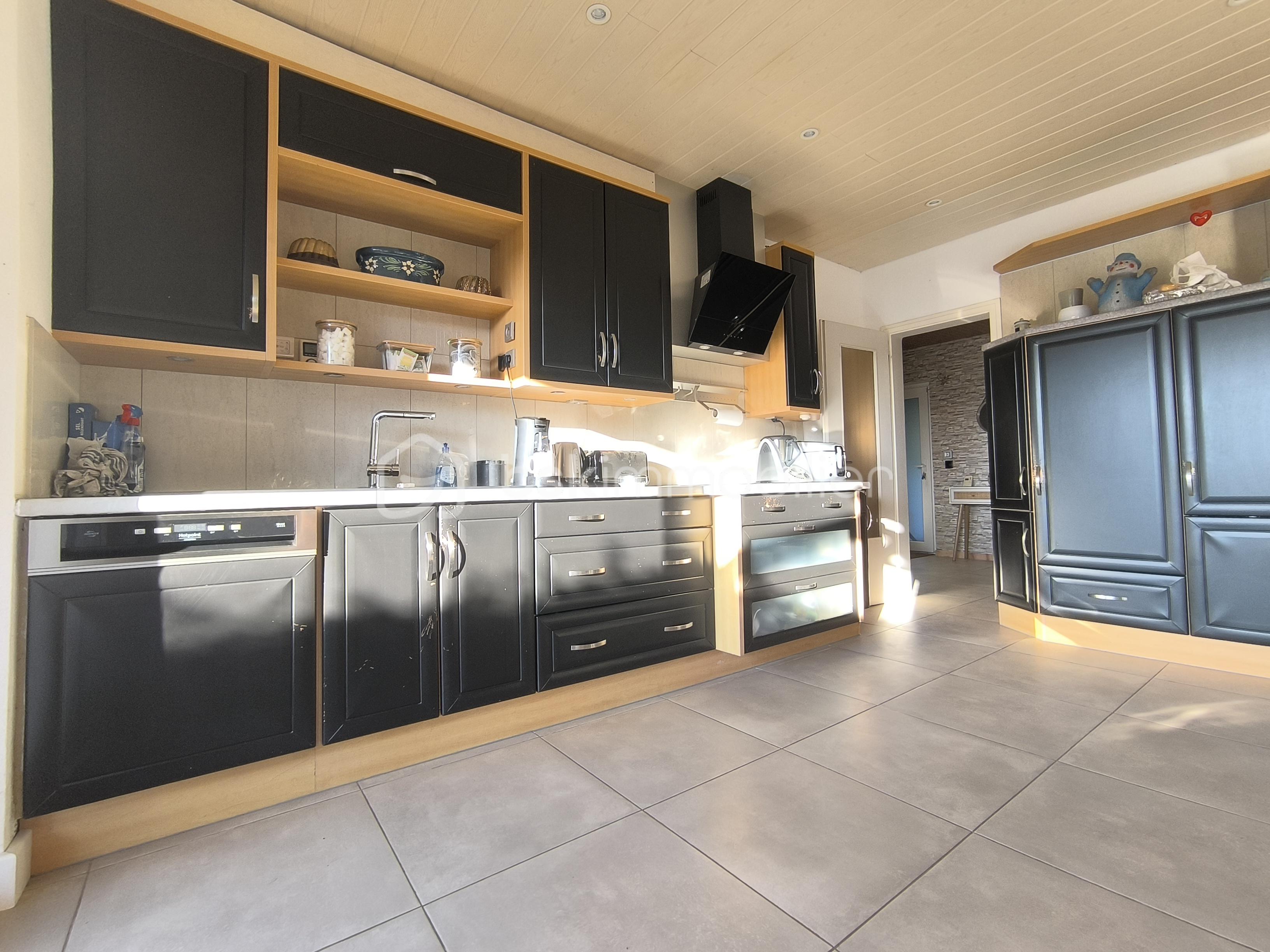 Maison traditionnelle de 290 m² - 131785C1-DB2B-49EA-B032-786660C0C25A.jpeg