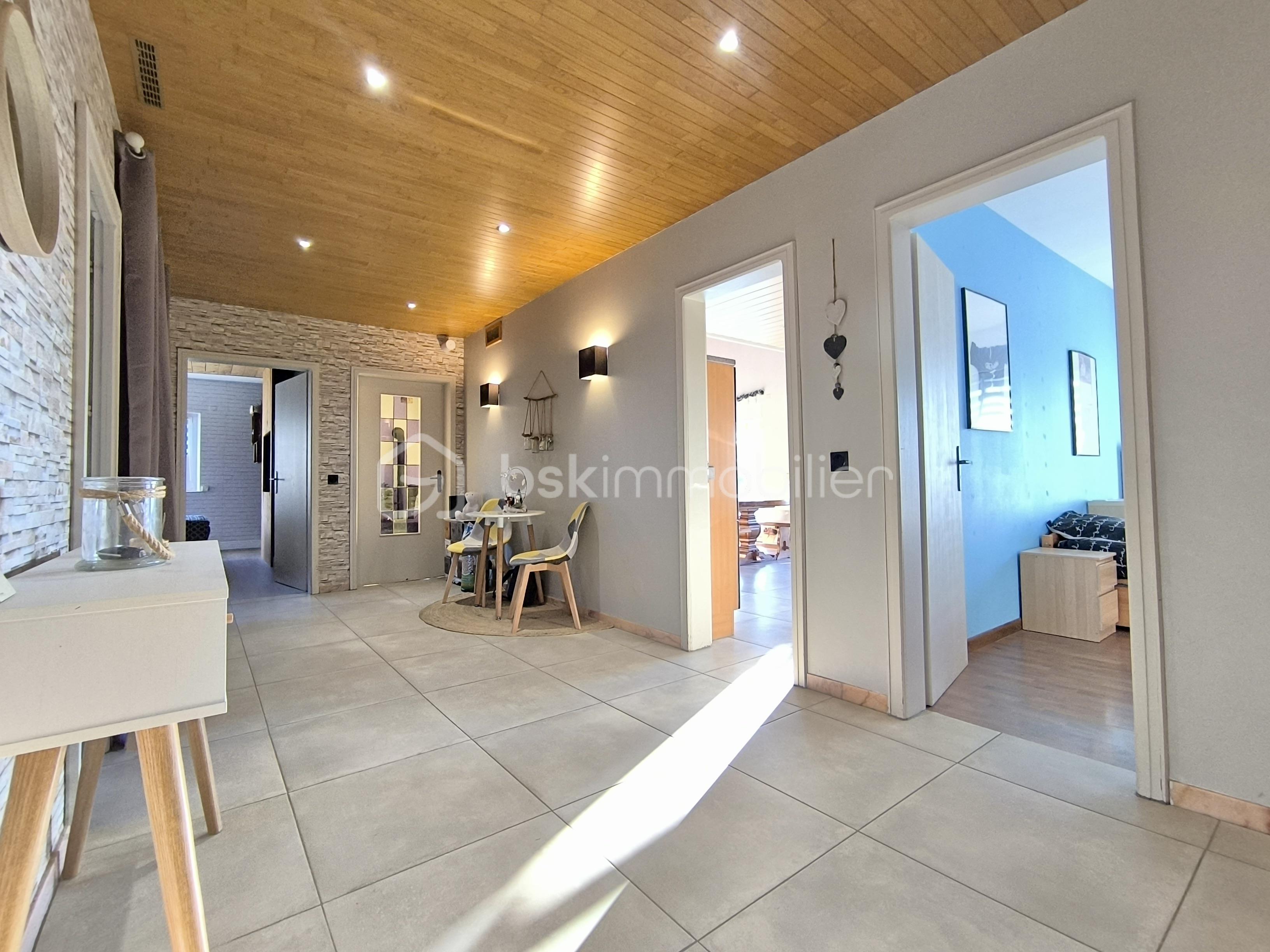 Maison traditionnelle de 290 m² - C90C3FF0-E4B2-4458-B5D9-92A18B7616A3_1_201_a.jpeg