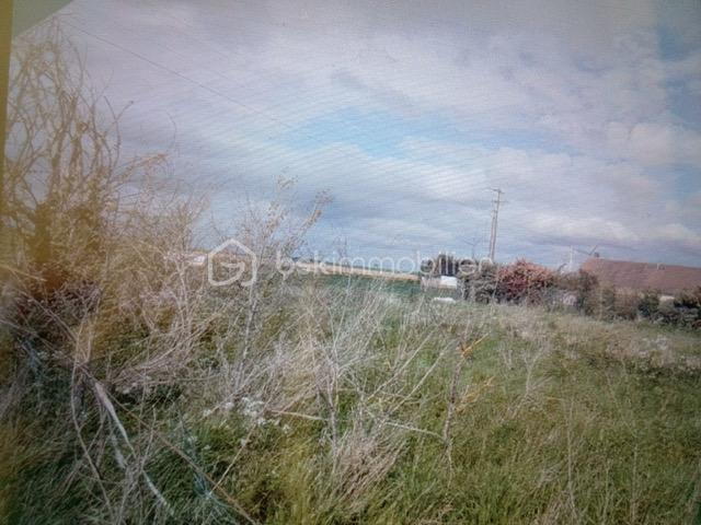 Terrain 421 m² · à Avrechy · 421 m² · 55 000 €