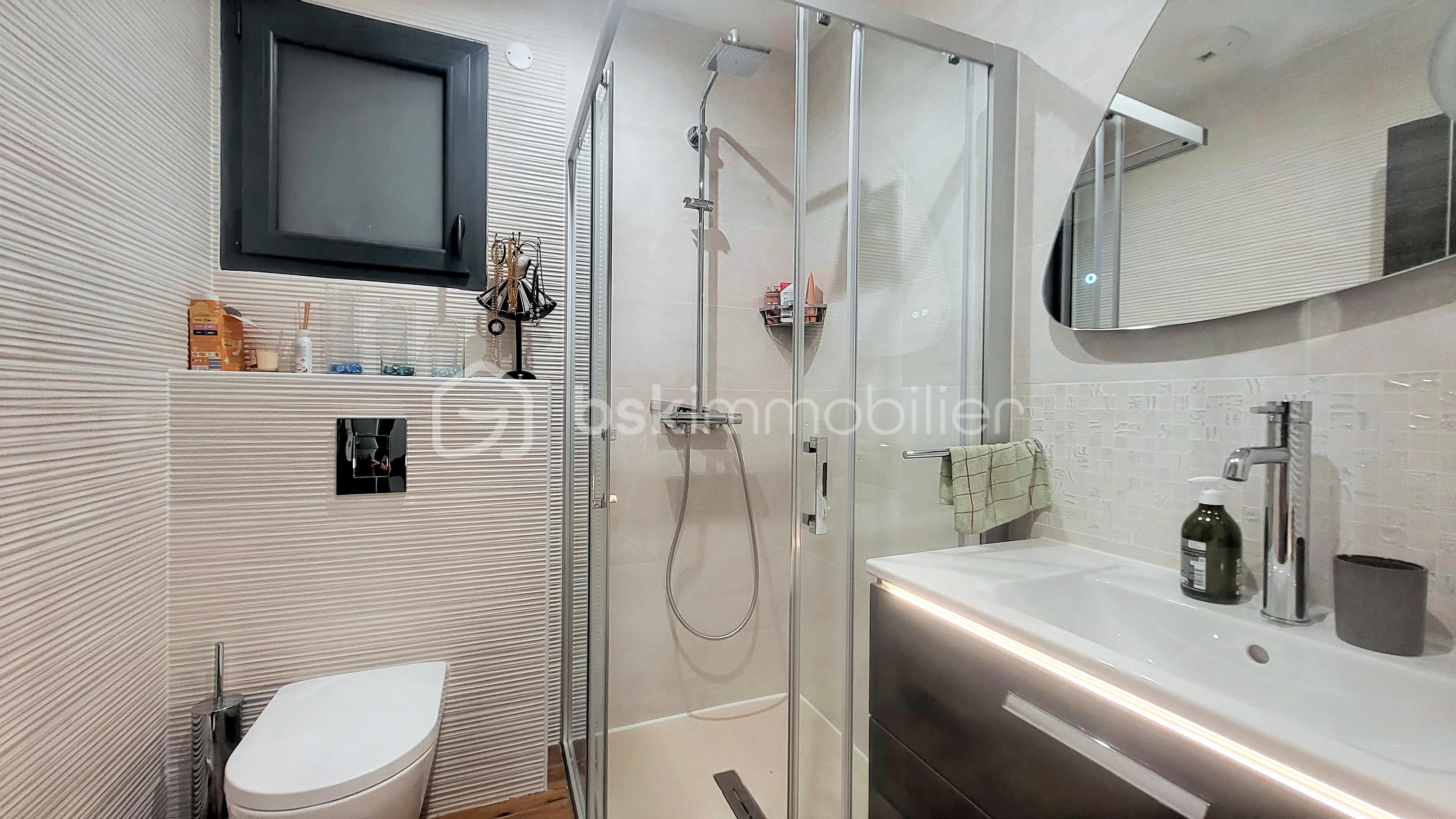 Maison de 145 m² - 11 sdb.jpg