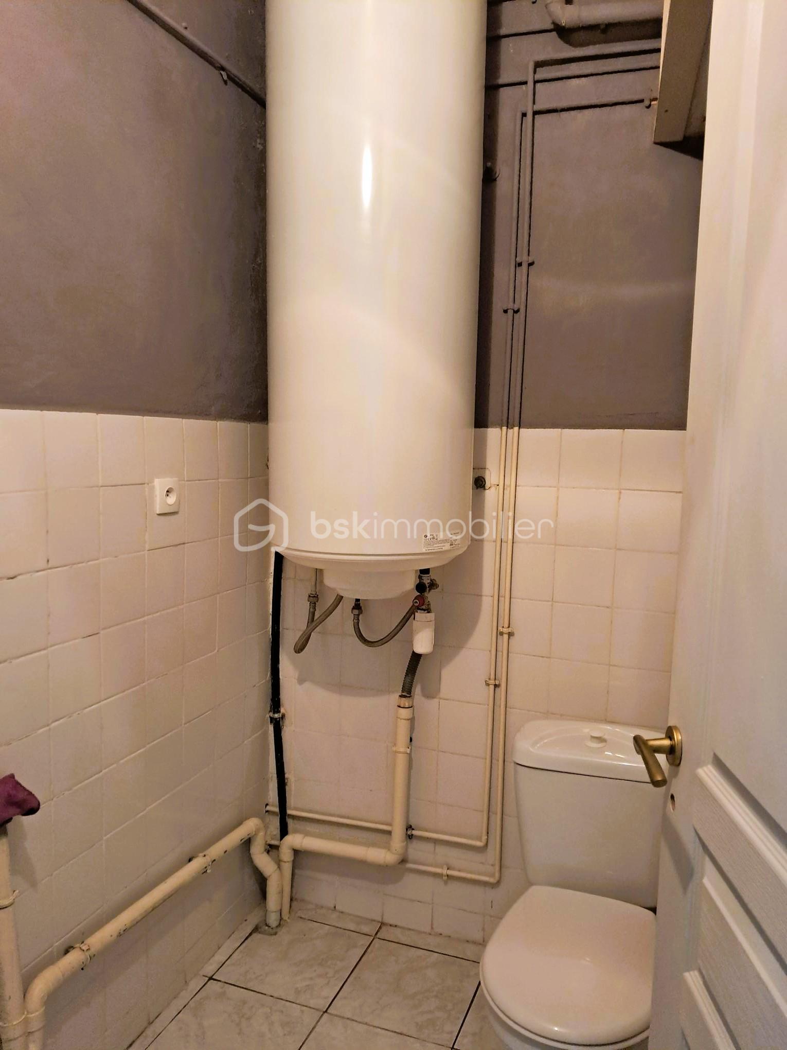 Maison de ville de 119 m² - 9 - wc bas.jpg