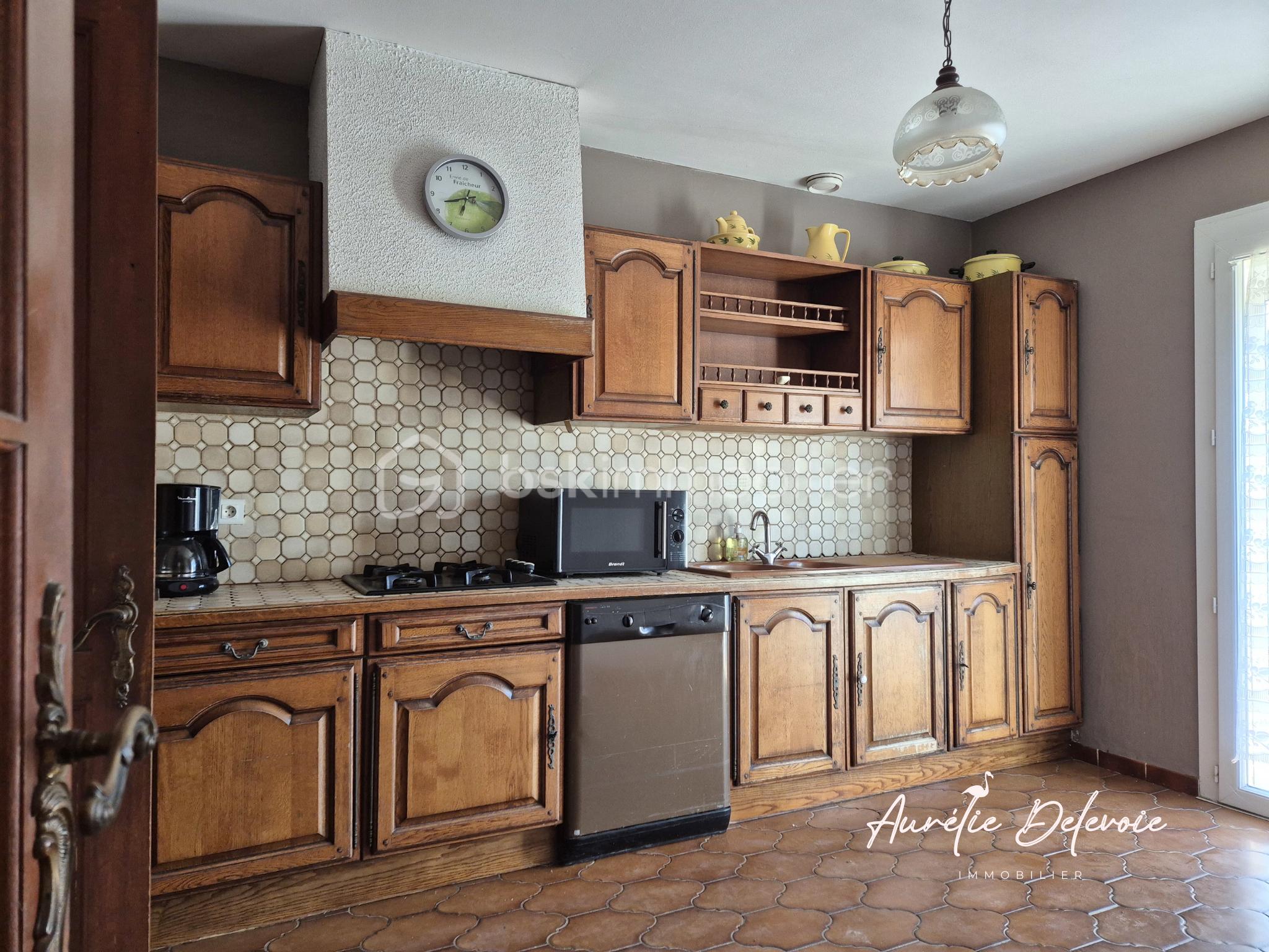 Maison de 211 m² - cuisine 1er étage.png