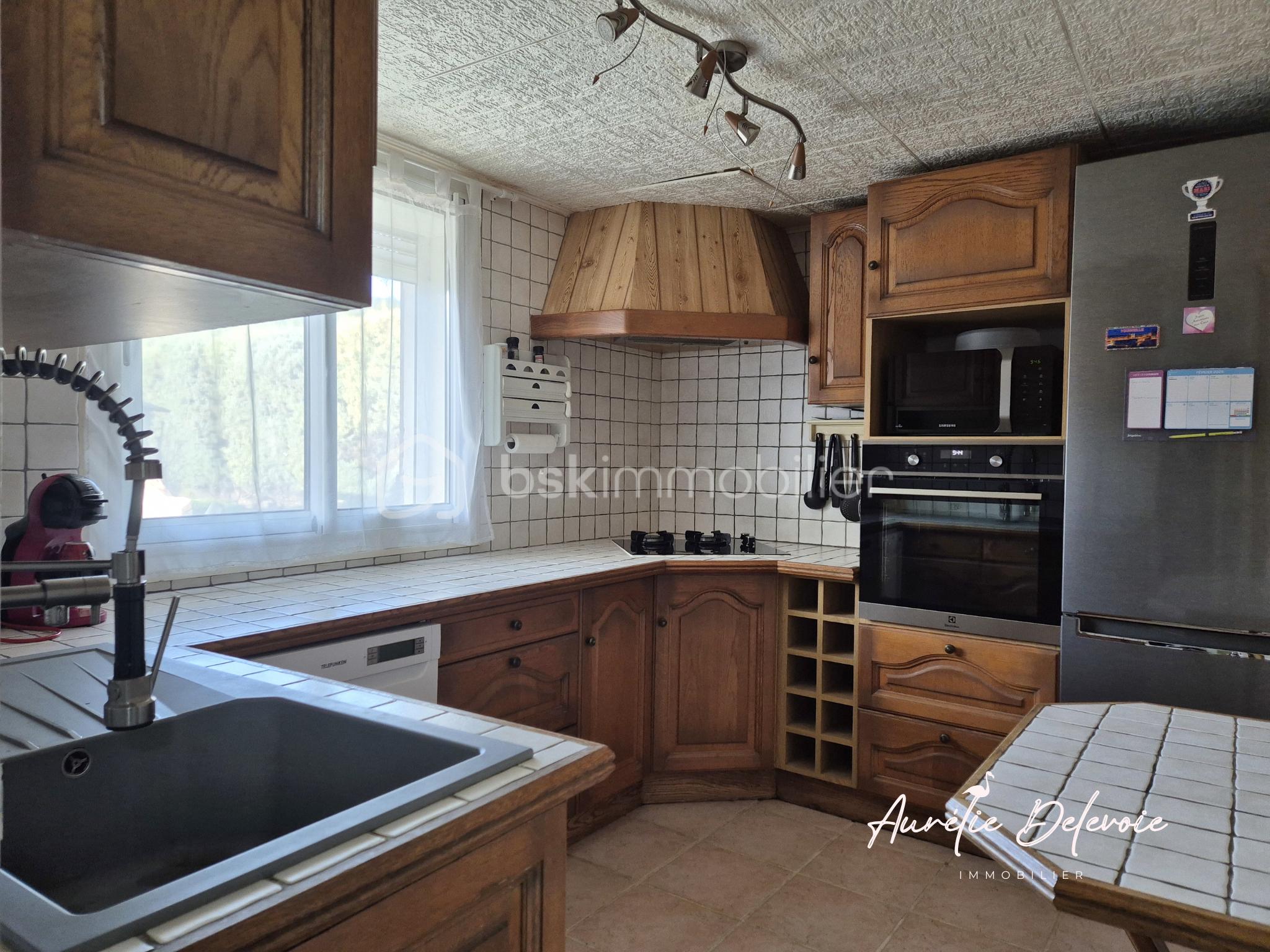 Maison de 211 m² - cuisine rdc.png