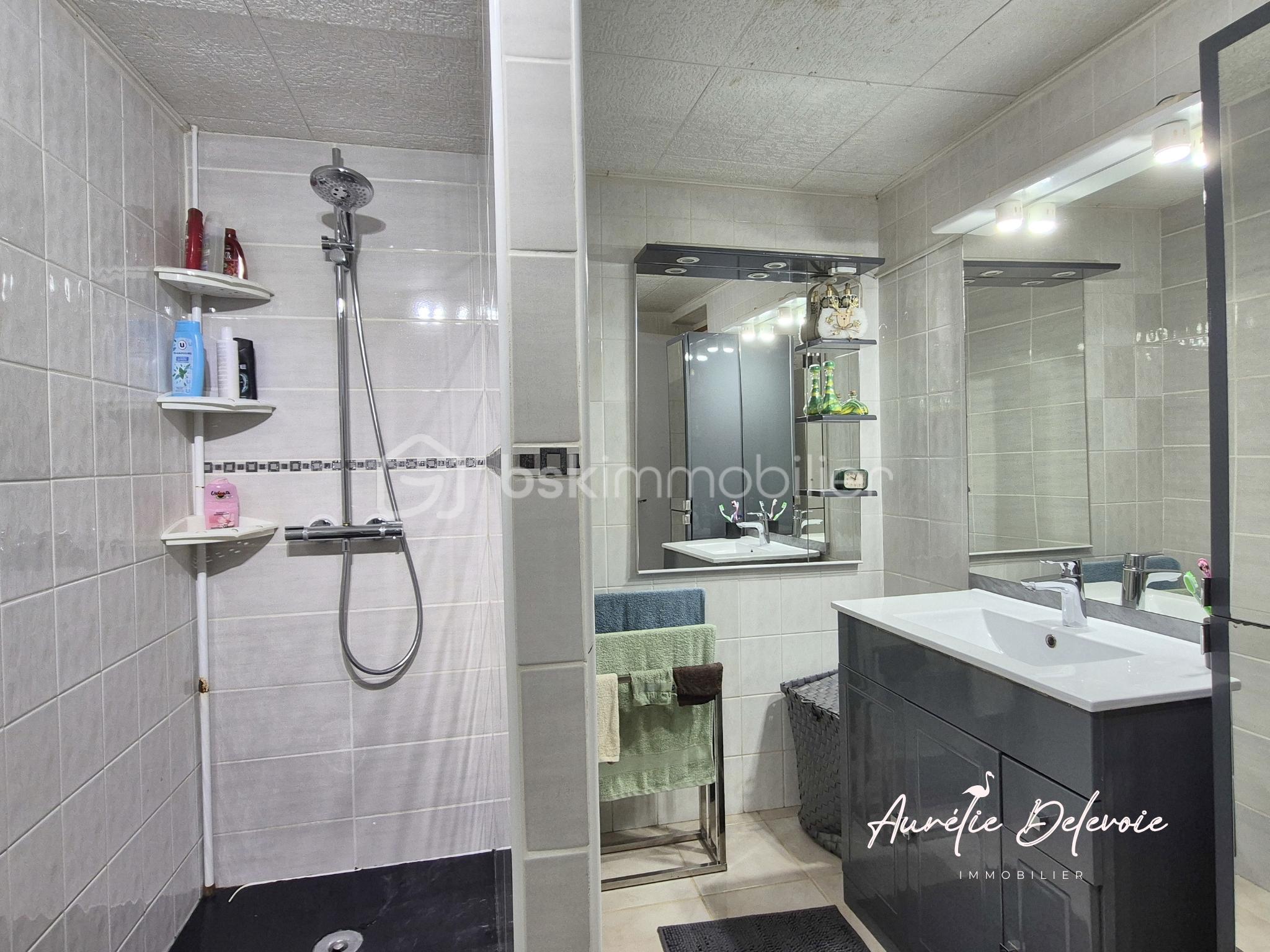 Maison de 211 m² - sde rdc.png