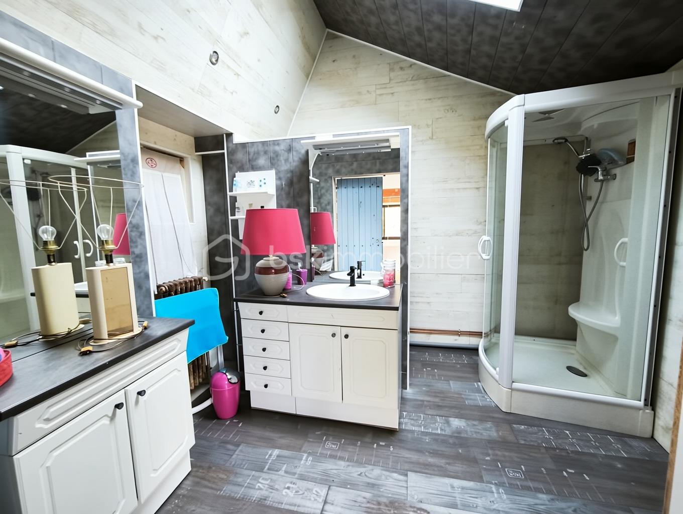 Maison de 166 m² - 637d0eb24887598-1.jpg