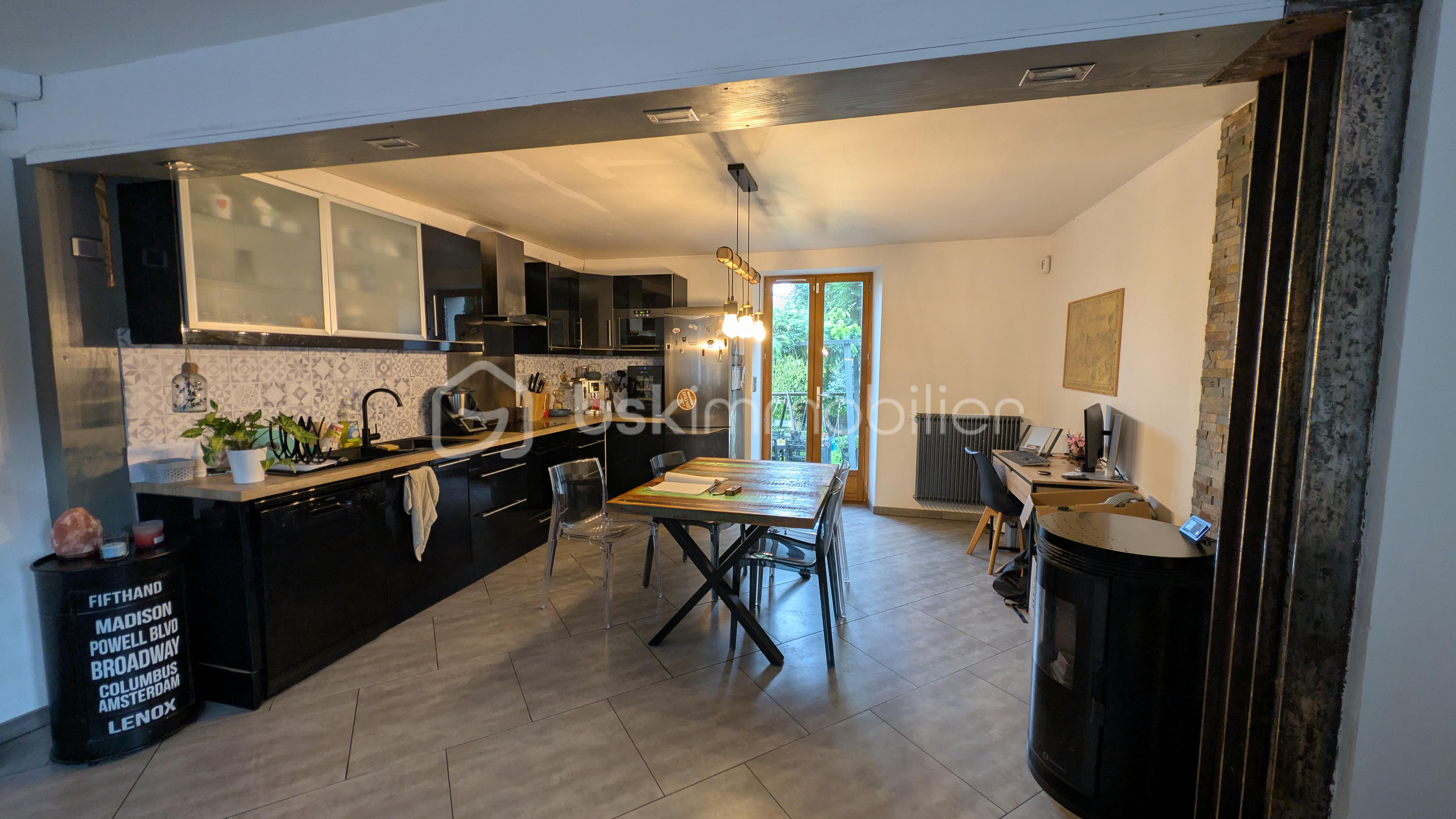 Maison ancienne de 115 m² - PXL_20250911_163527607.jpg