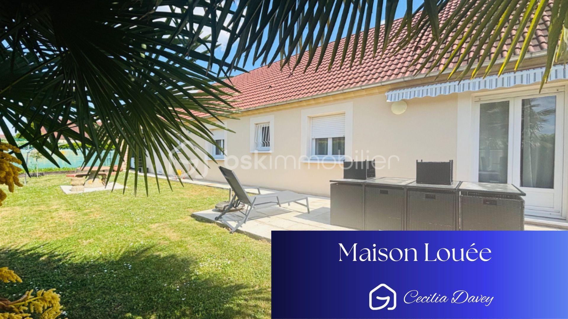 Pavillon de 95 m² - Copie de Copie de Blue Green Corporate Real Estate Presentation.pdf - 2025-12-15T193059.690.jpg