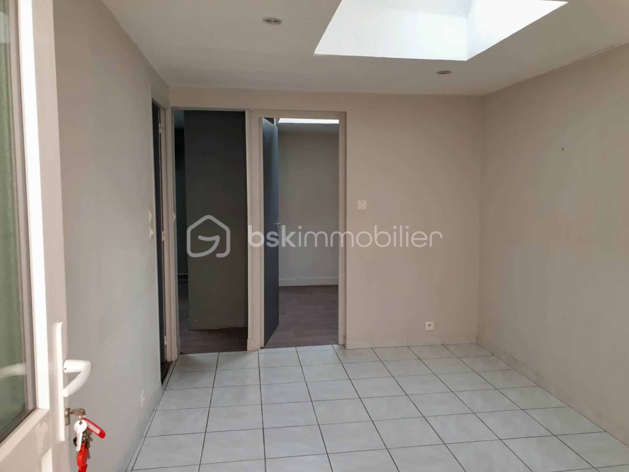 Appartement de 25,55 m² - Messenger_creation_E4C5D479-82B4-4679-A7F4-5D858B56B5D2.jpg