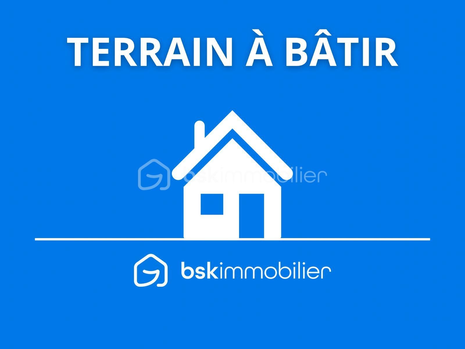 Terrain de 6 486 m² Terrain de 6 486 m²
