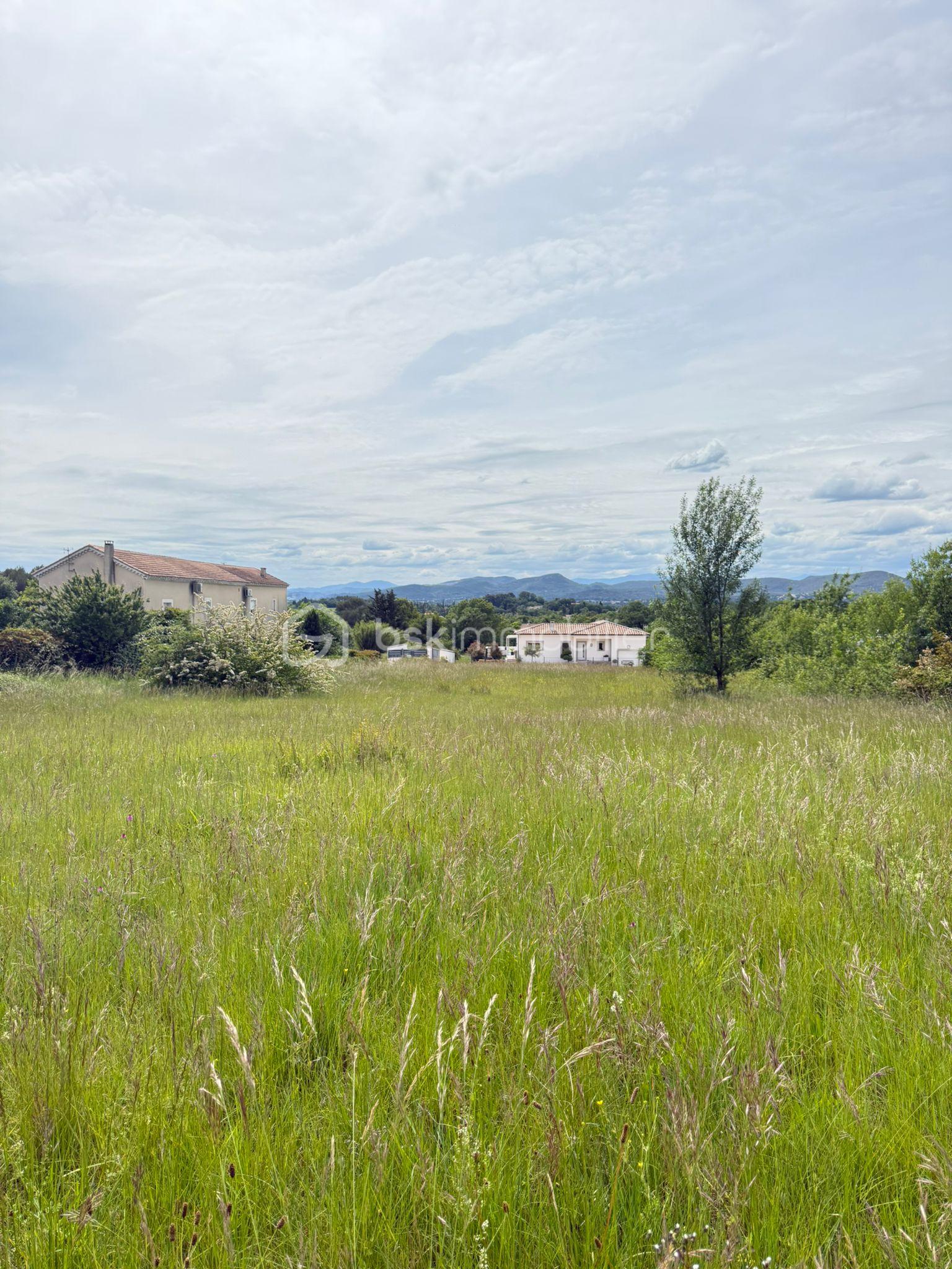 Terrain 200 m² · à Saint-Hilaire-de-Brethmas · 200 m² · 75 000 €