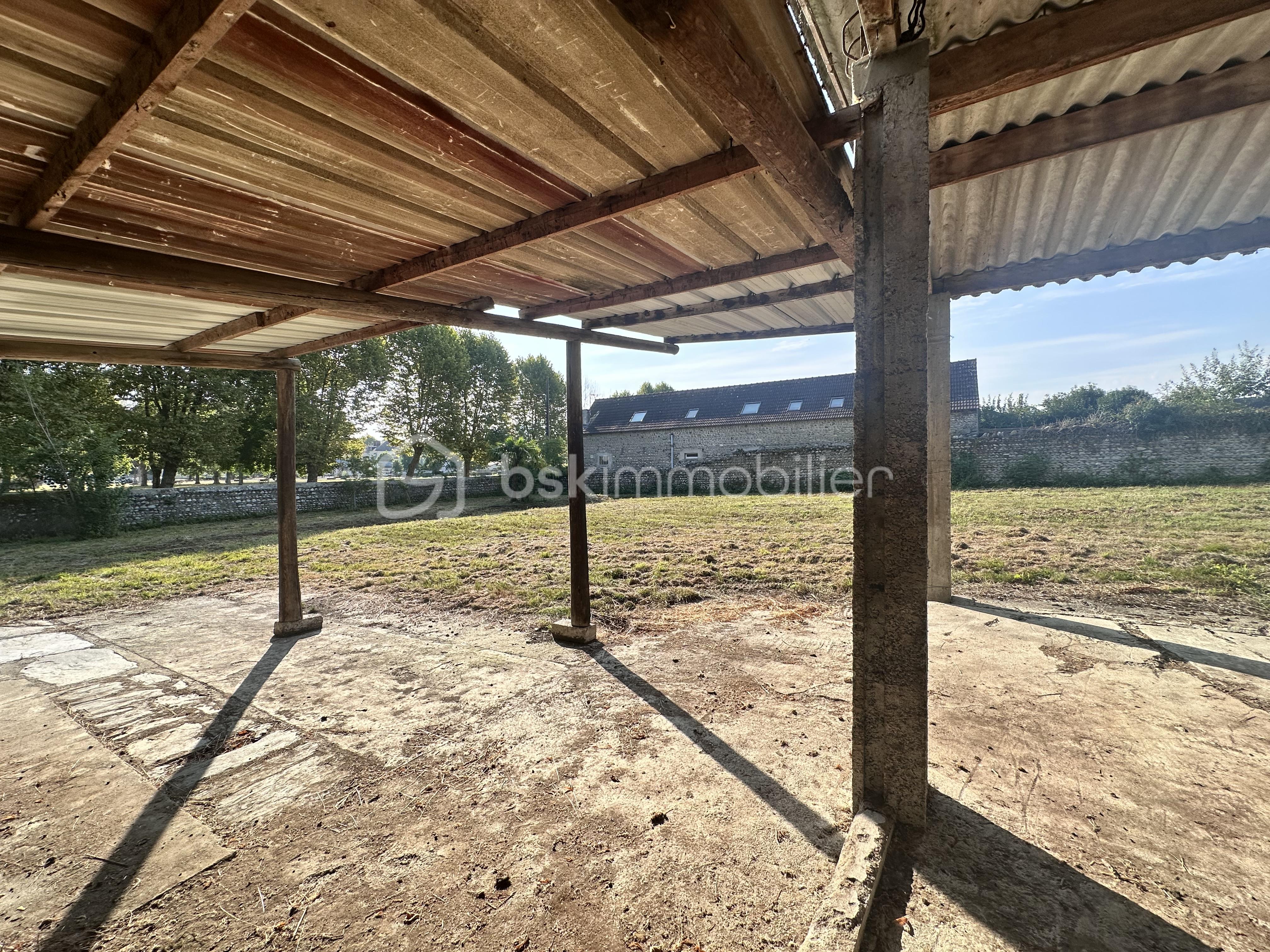 Grange de 277 m² - 42E8B453-8666-45E5-89E6-A5AD80E452BD.JPG