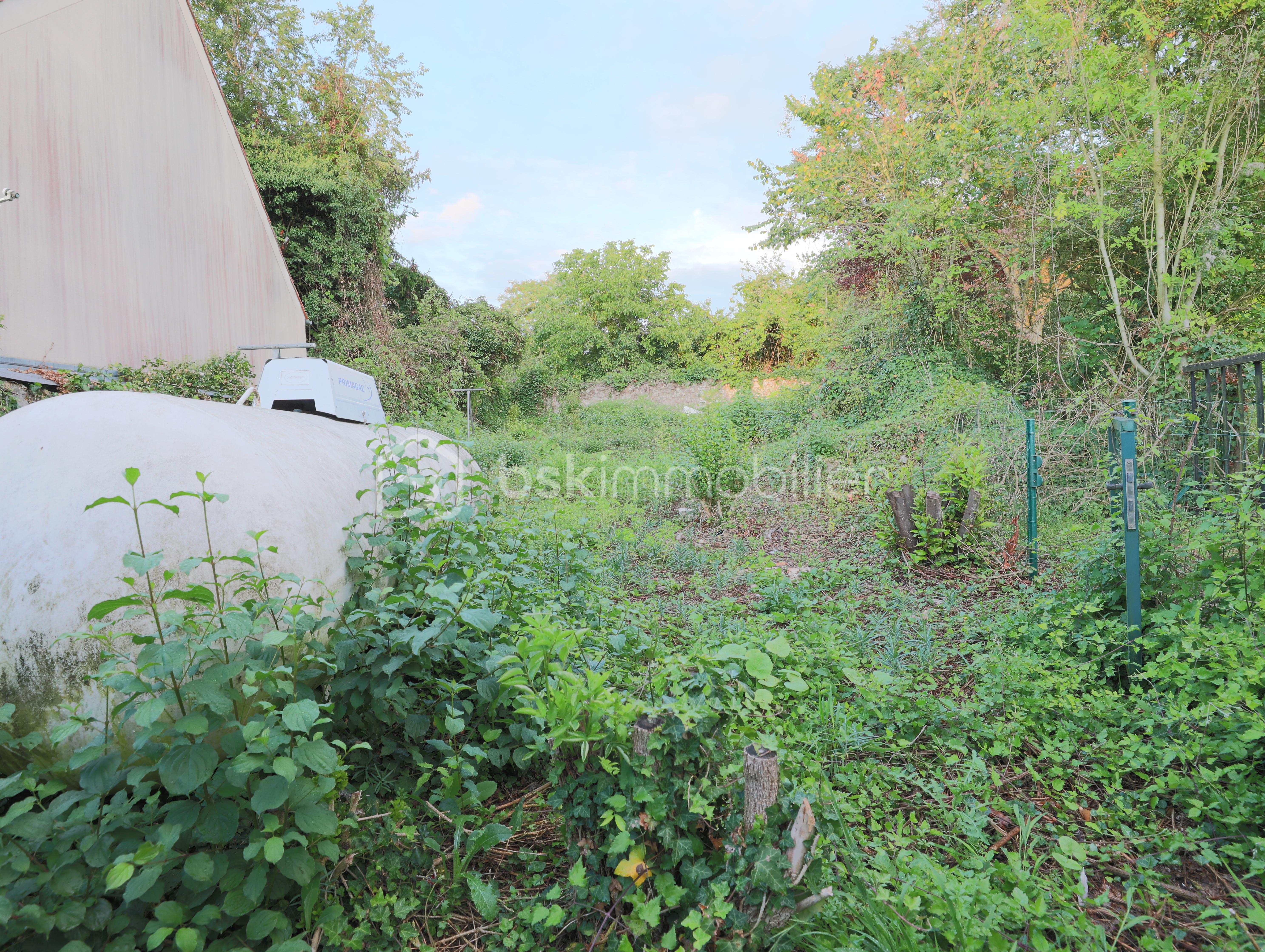 Terrain de loisirs de 450 m² - terrin2.JPG