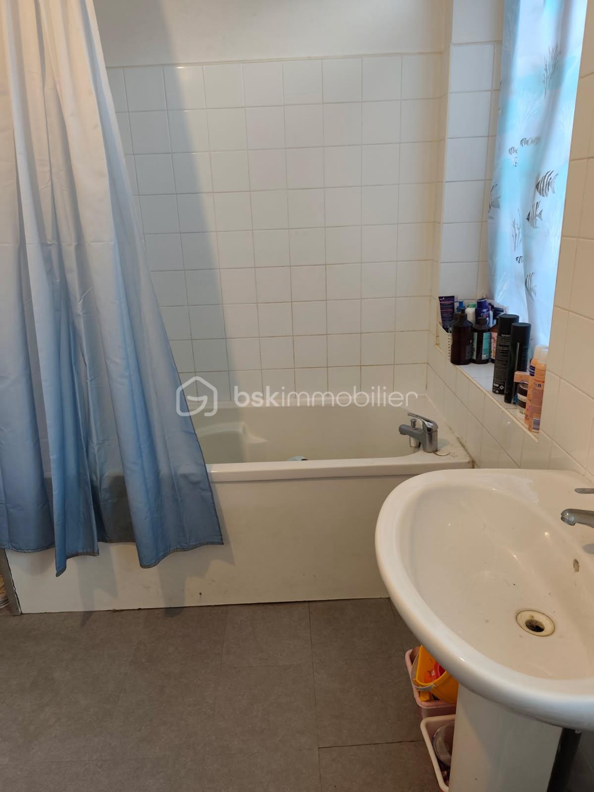 Triplex de 61,40 m² - PHOTO-2025-10-02-11-10-18 3.jpg