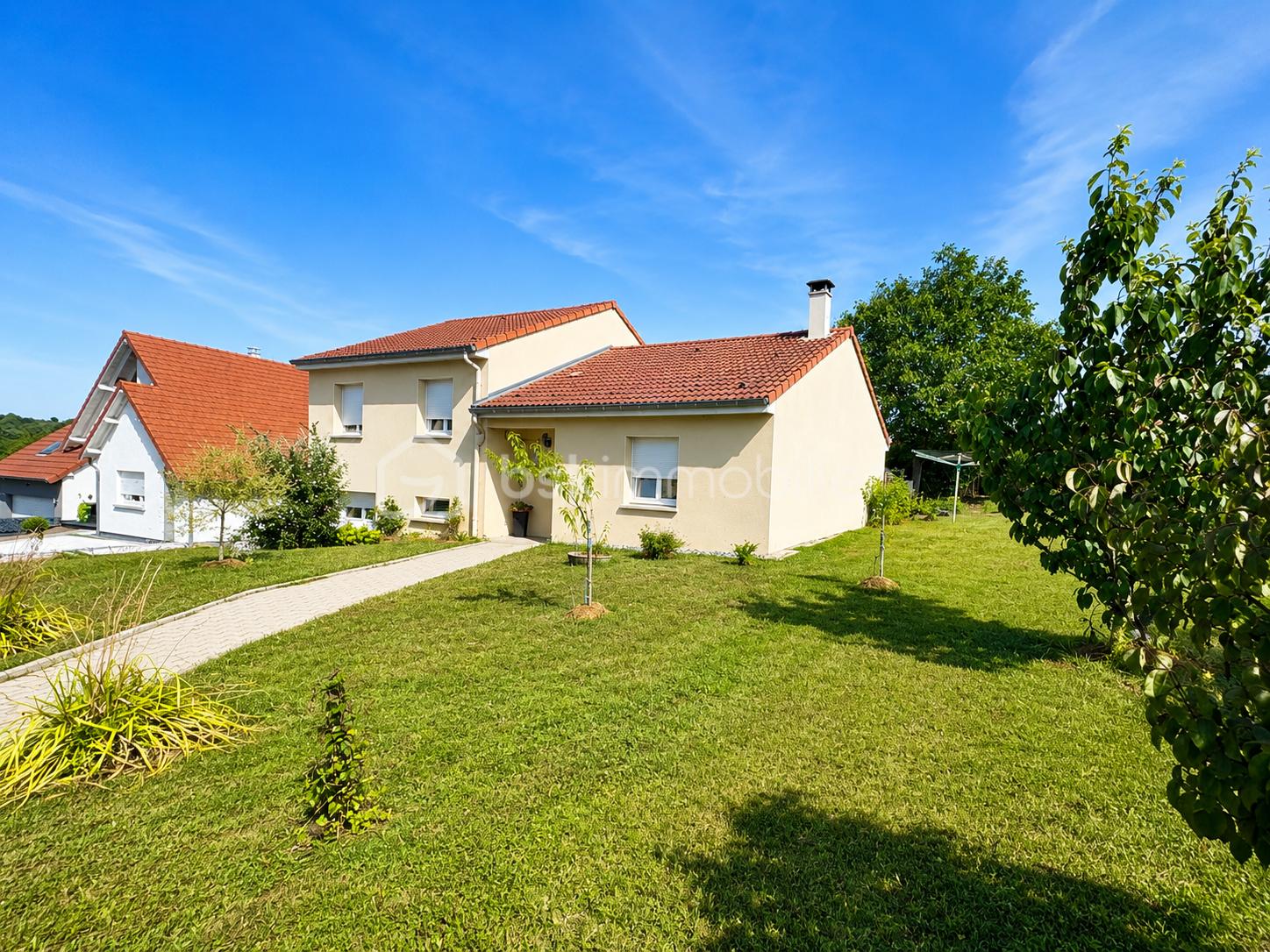 Maison 6 pièces 109 m² · à Wittring · 109 m² · 210 000 €