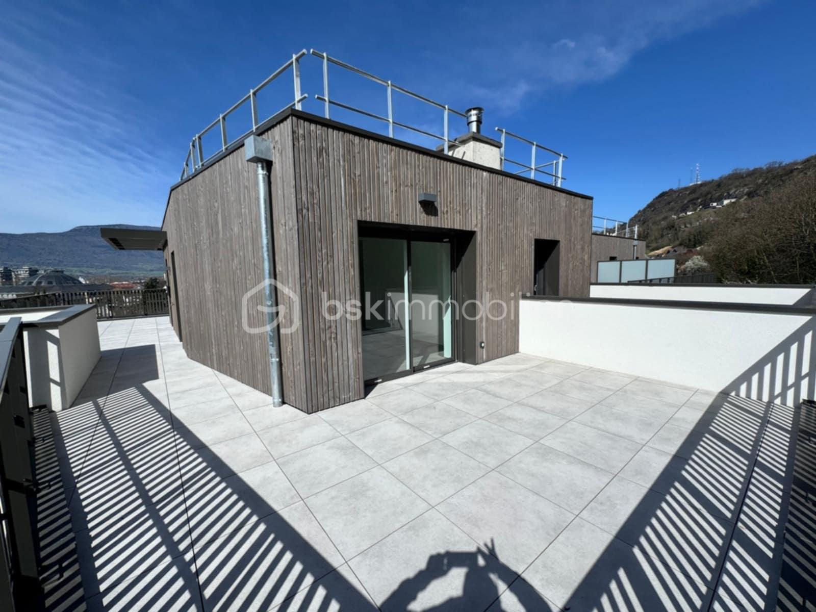 Appartement de 94 m² - att.N4pqTay8Tx3379dDs8f2ANyOqd-BBE6fNp8Zk1Rue6s.JPG