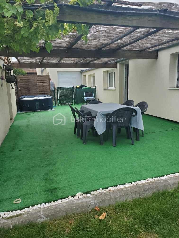 Maison de 160 m² - 5ff93228-1382-4820-be71-d6c36b2ca068.jpg