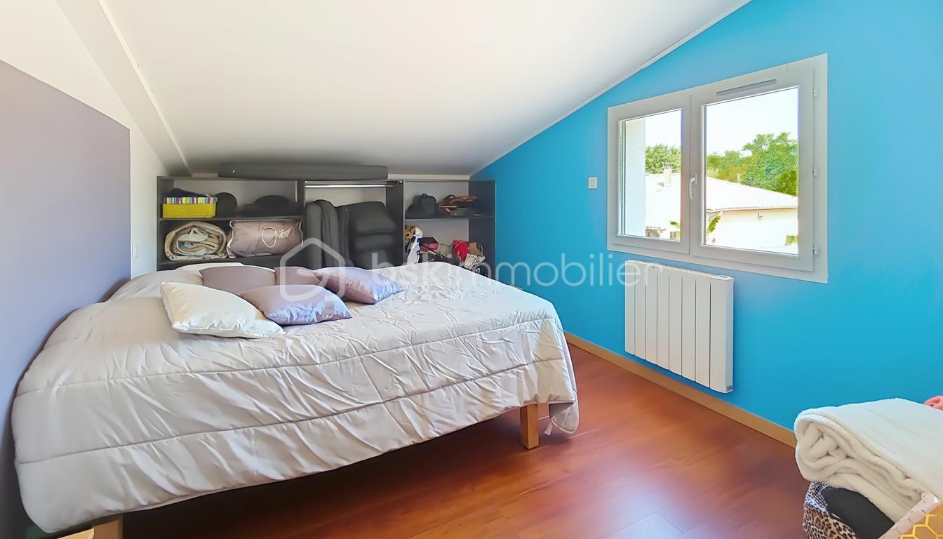 Maison de 205 m² - ETAGE CHAMBRE N4.jpg