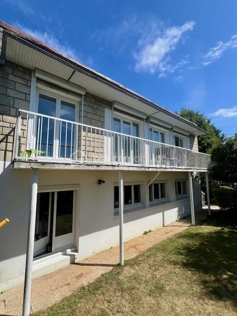 Maison traditionnelle de 175 m² - thumbnail_image0.jpg