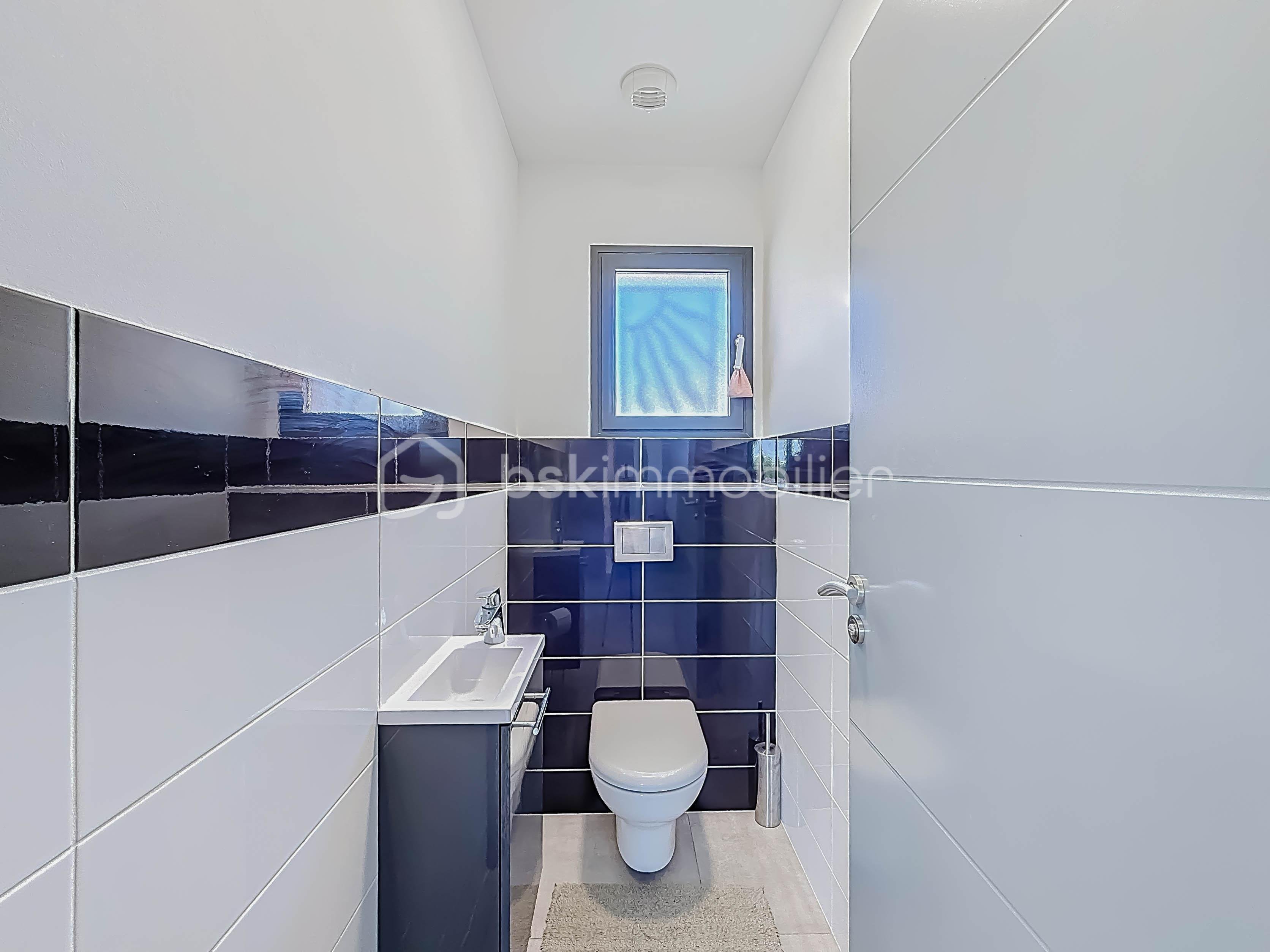 Maison de 126 m² - IMG_46A0F913B7F1-12.jpg