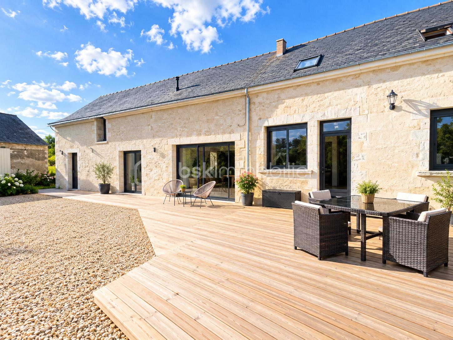 14 sept maison ext.png