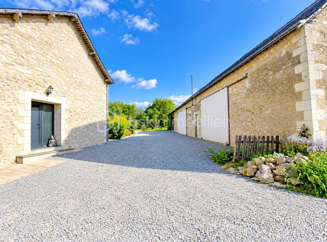14 sept côté porte entrée.jpg