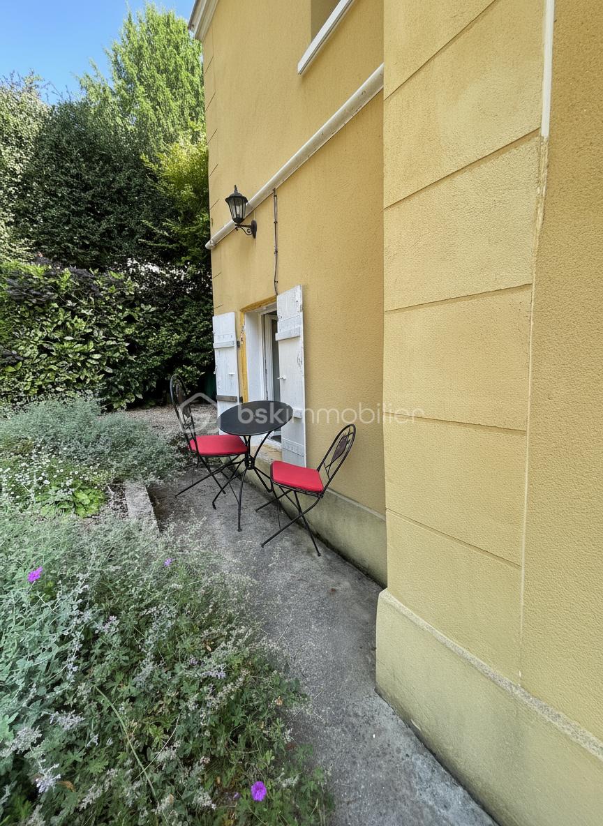 Appartement de 22 m² - generated_2025-09-09T16_23_37.066.jpg