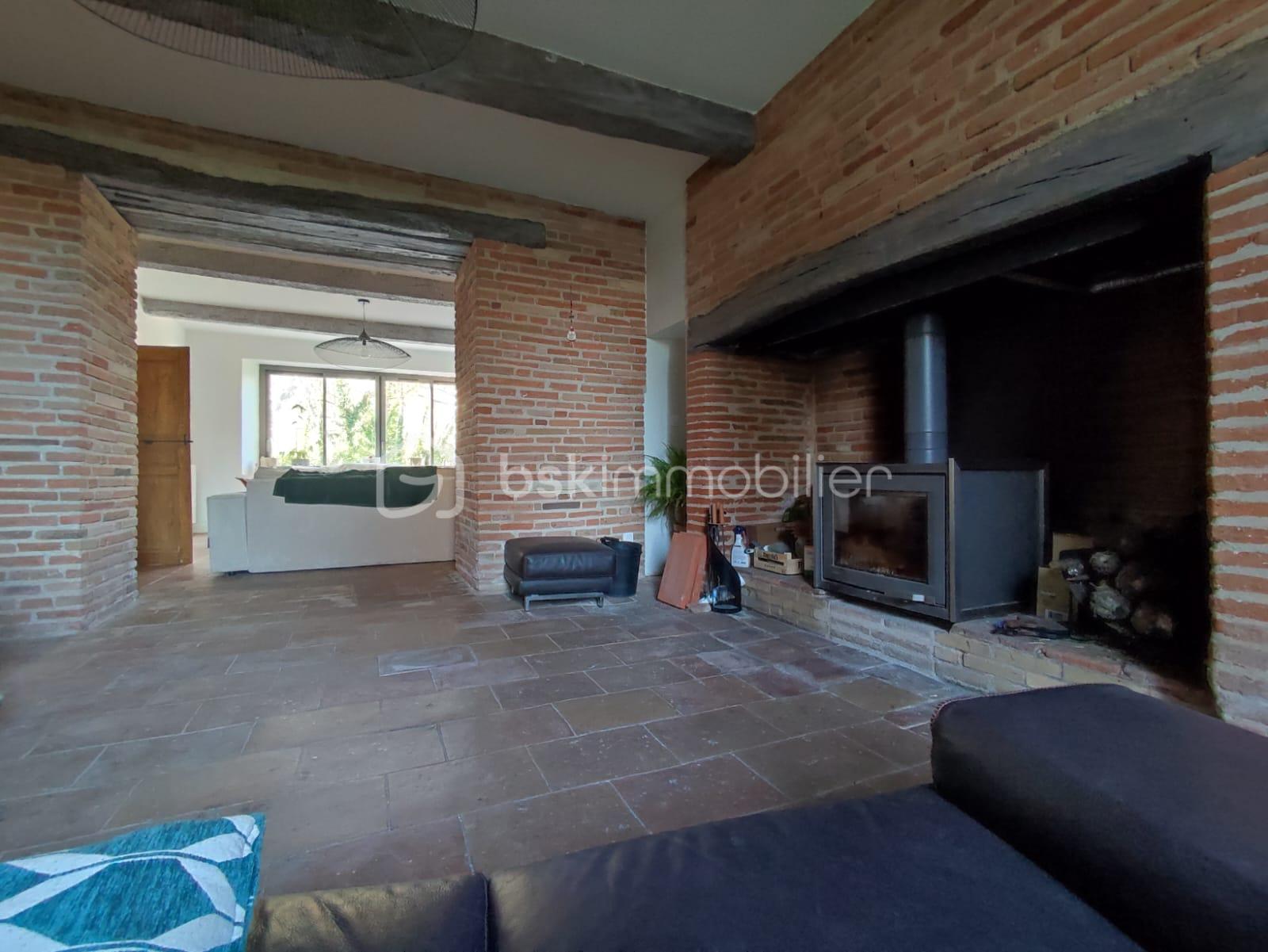 Corps de ferme de 315 m² - IMG-20250305-WA0020.jpg