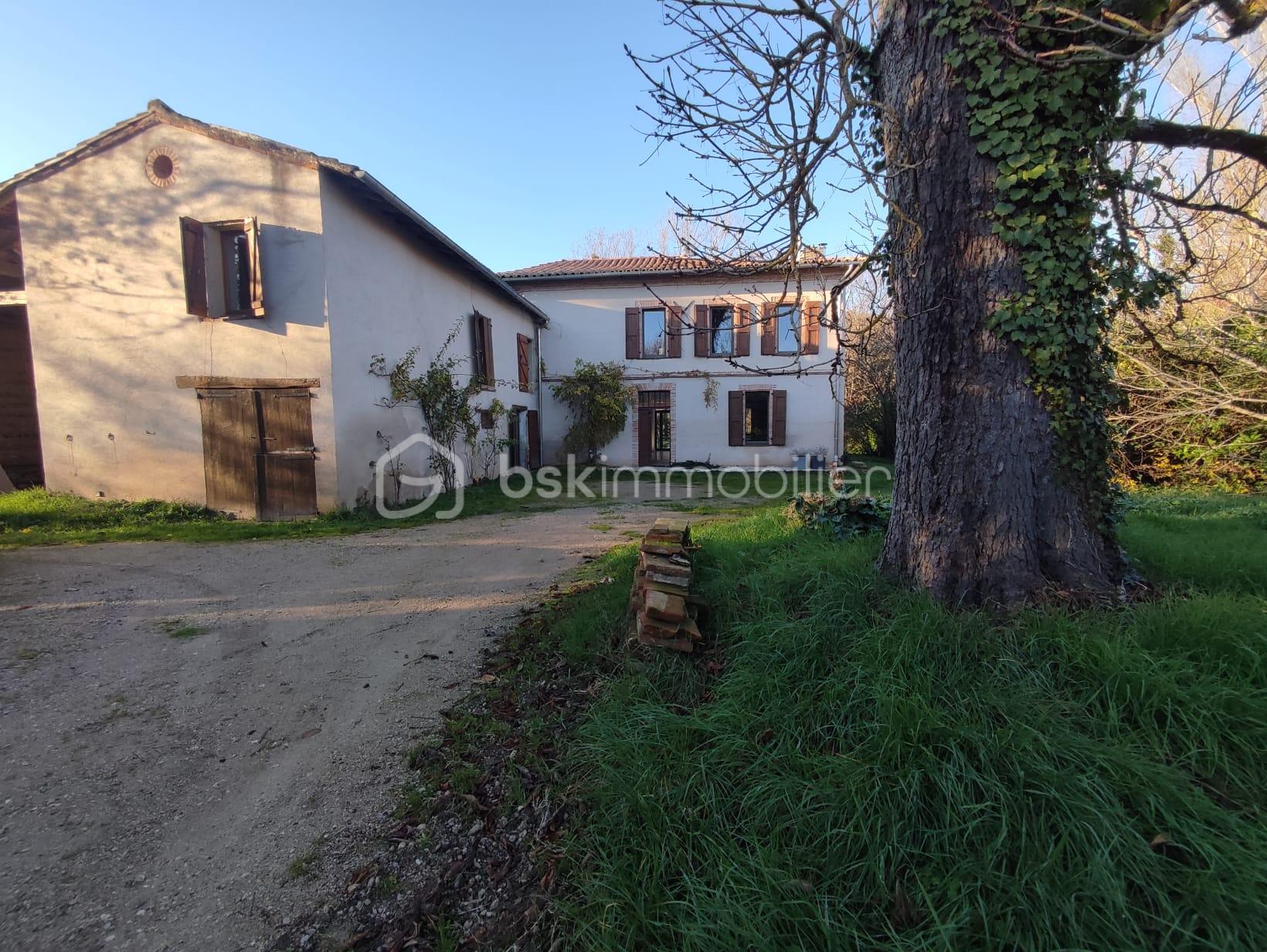 Corps de ferme de 315 m² - WhatsApp Image 2025-12-21 at 10.54.52 (3).jpeg