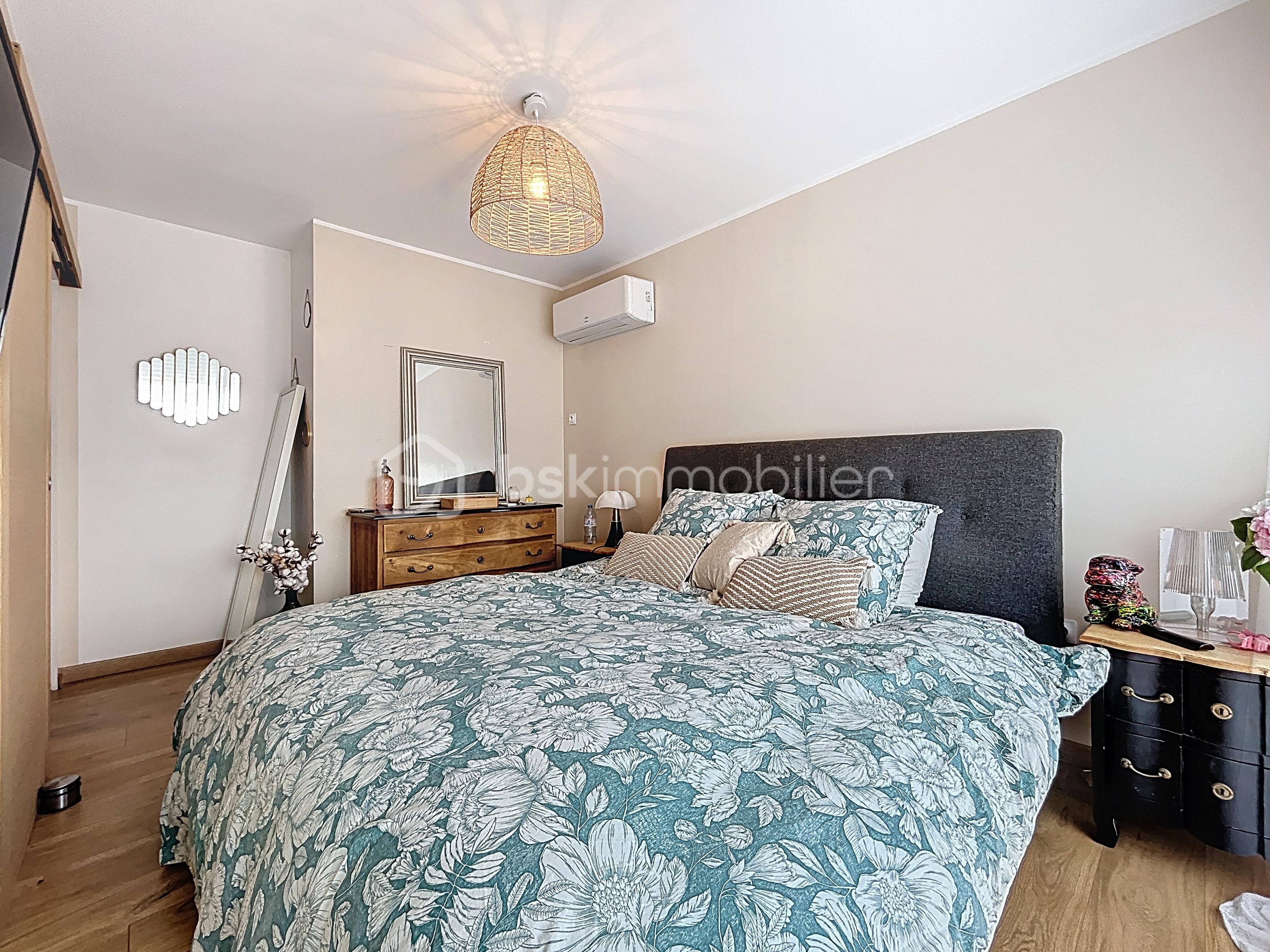 Maison de 80 m² - sainr-denis-de-pile_00006.jpg