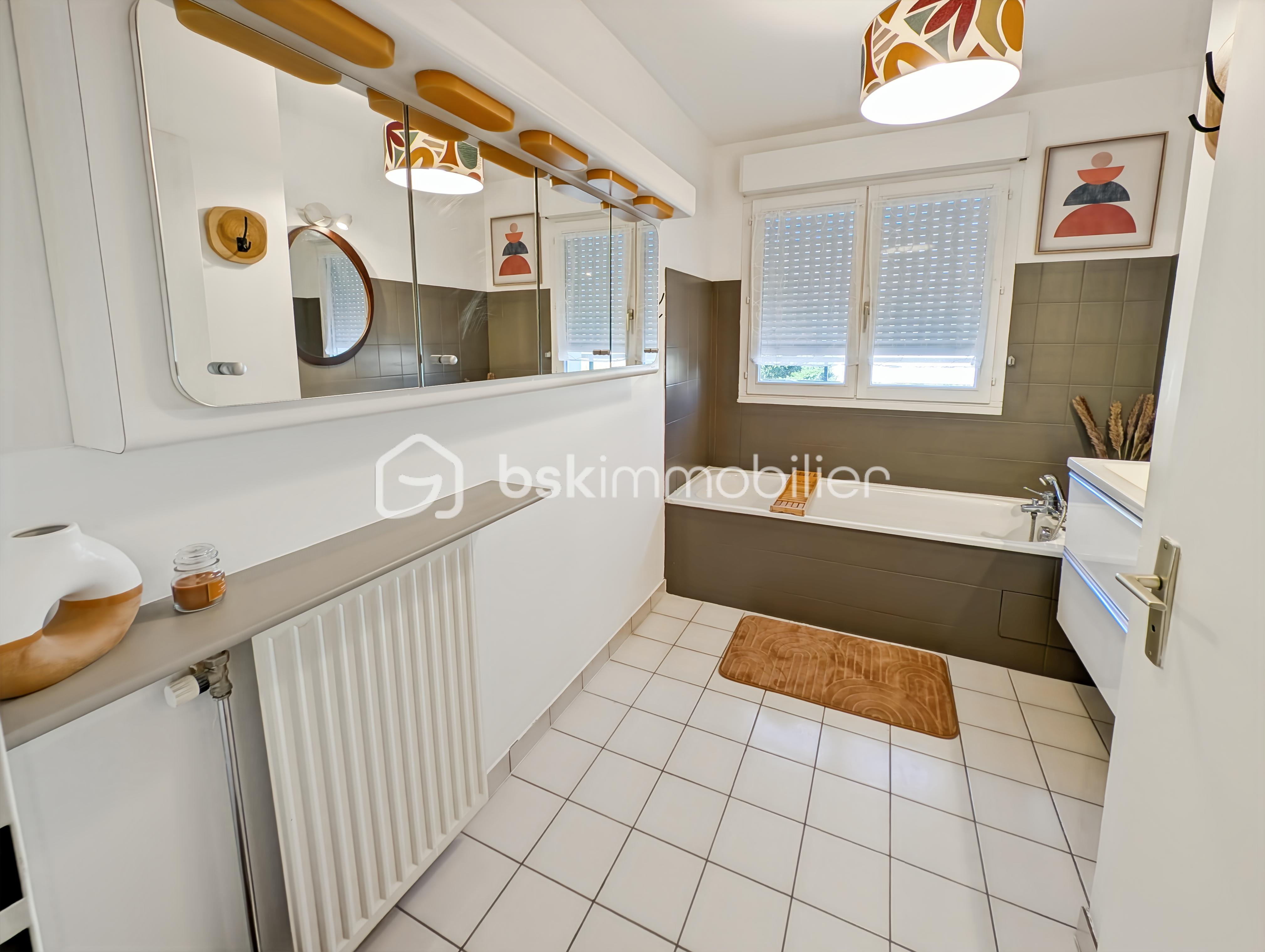 Appartement de 90 m² - 1000092324.jpg