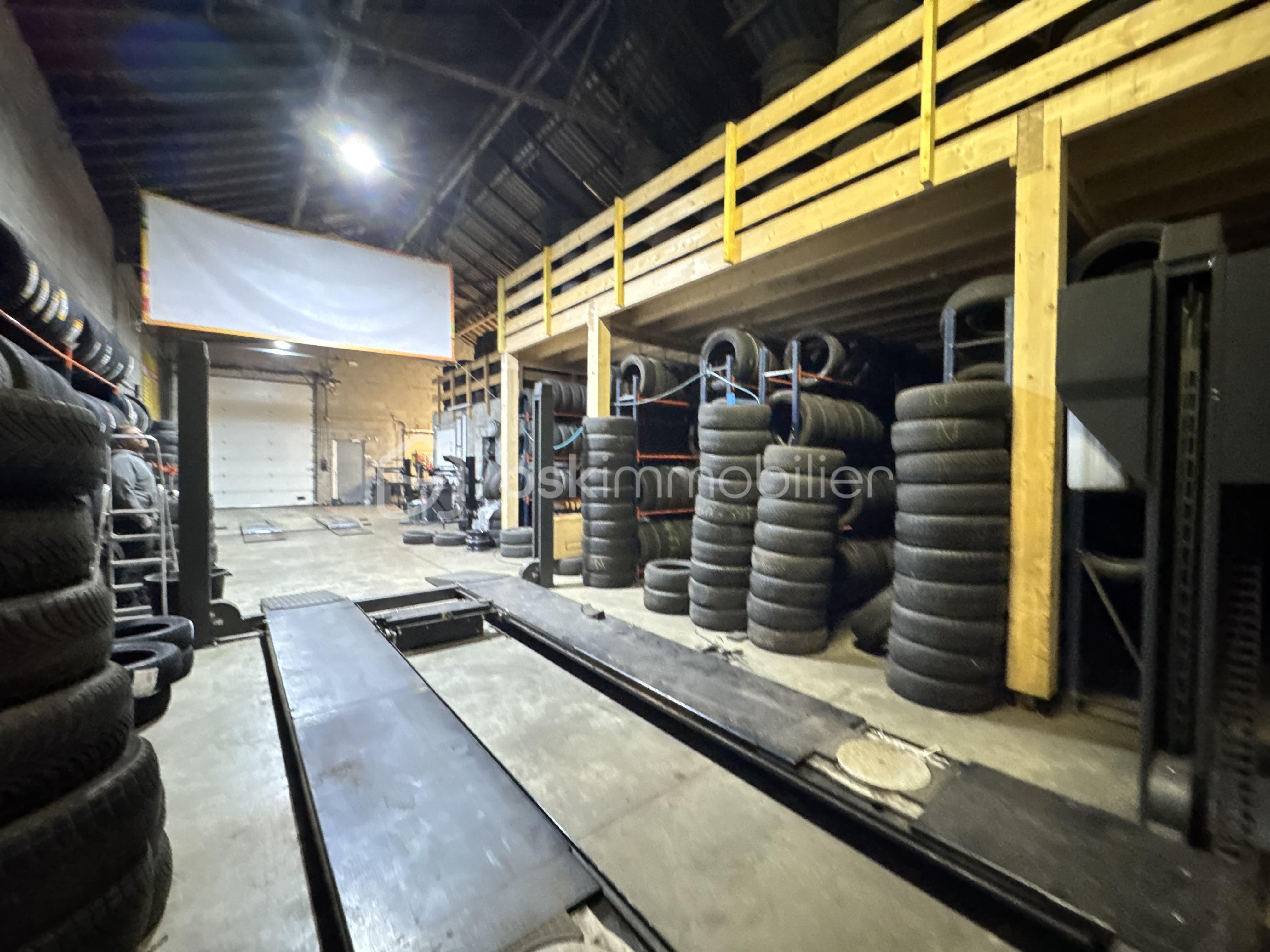 Local commercial de 234 m² - IMG_9313.jpeg