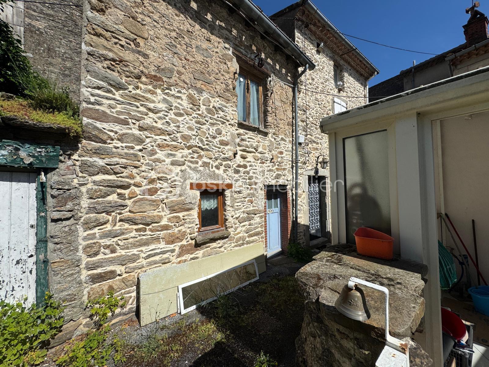 Maison de 167 m² - EXTER DEP.jpg