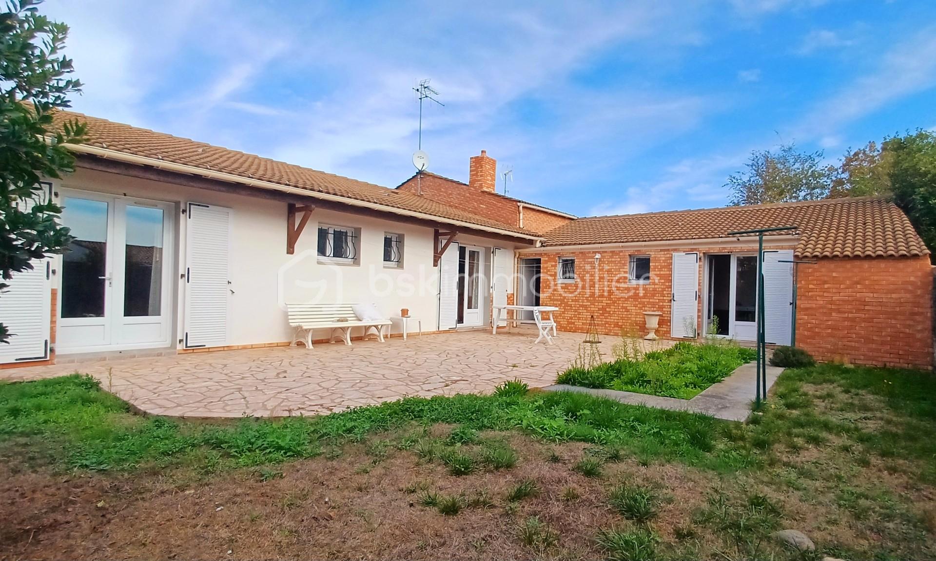 Maison 5 pièces 112 m² · à Les Sables-d'Olonne · 112 m² · 374 000 €