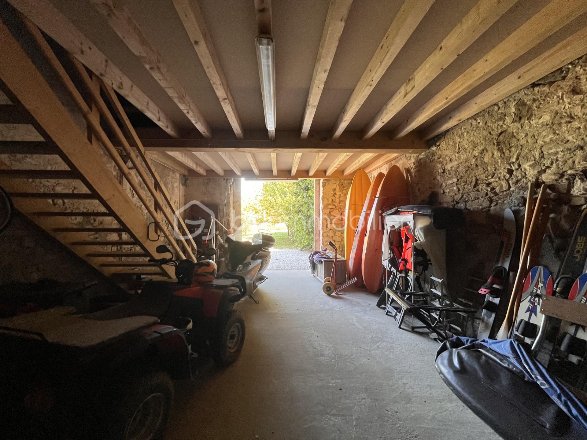 Maison en pierre de 280 m² - thumbnail_IMG_7264.jpg