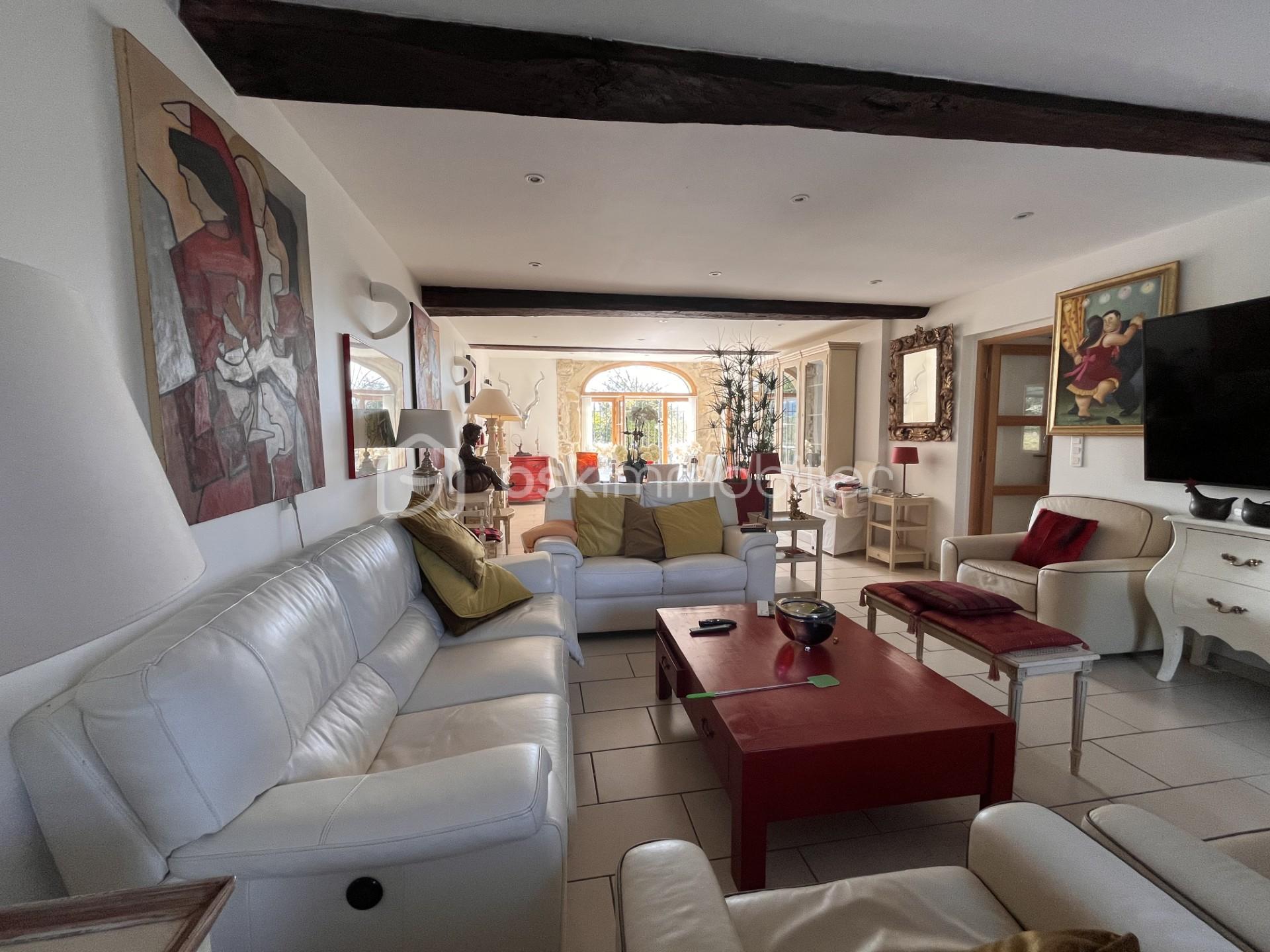 Maison en pierre de 280 m² - thumbnail_IMG_7310.jpg