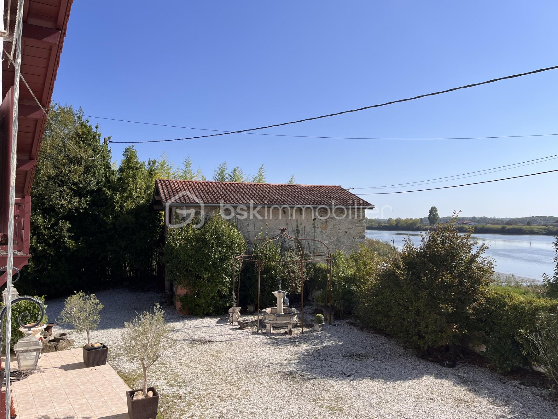 Maison en pierre de 280 m² - thumbnail_IMG_7323.jpg