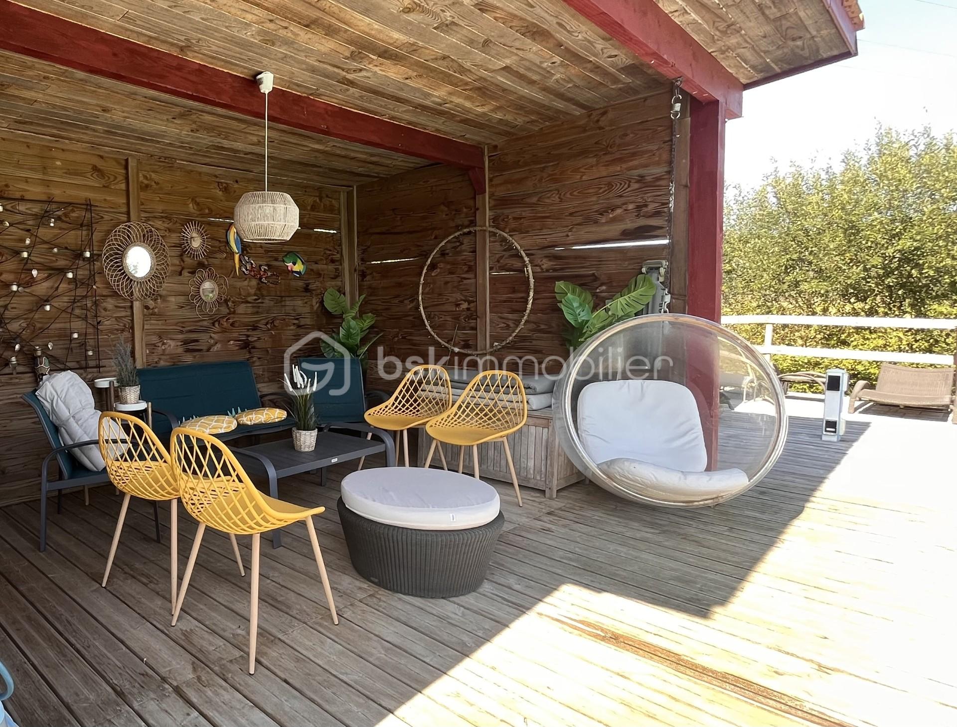 Maison en pierre de 280 m² - thumbnail_IMG_7256 (1).jpg