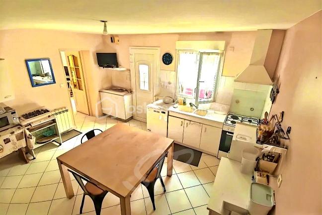 Maison de 355 m² - cuism2.jpg