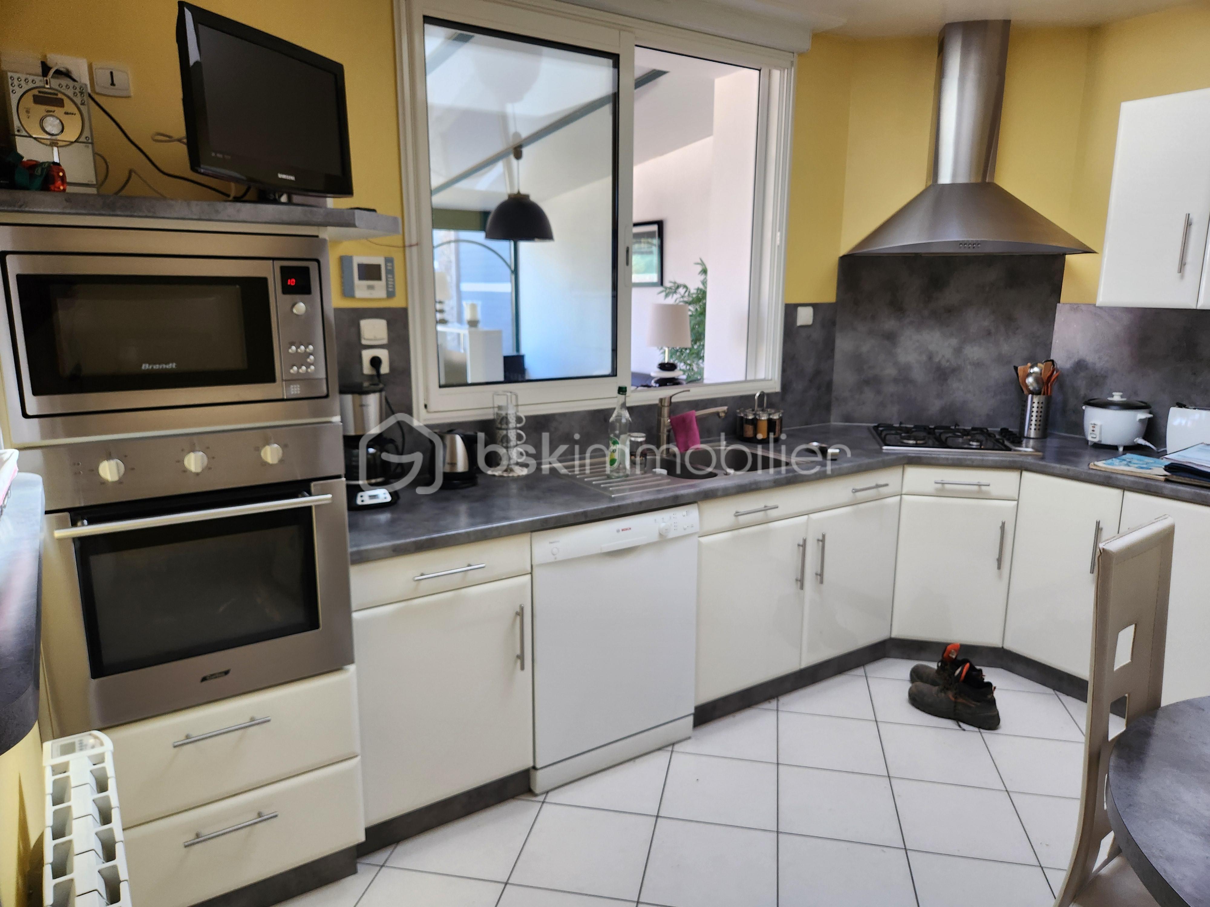 Maison de 355 m² - 20250701_103025.jpg