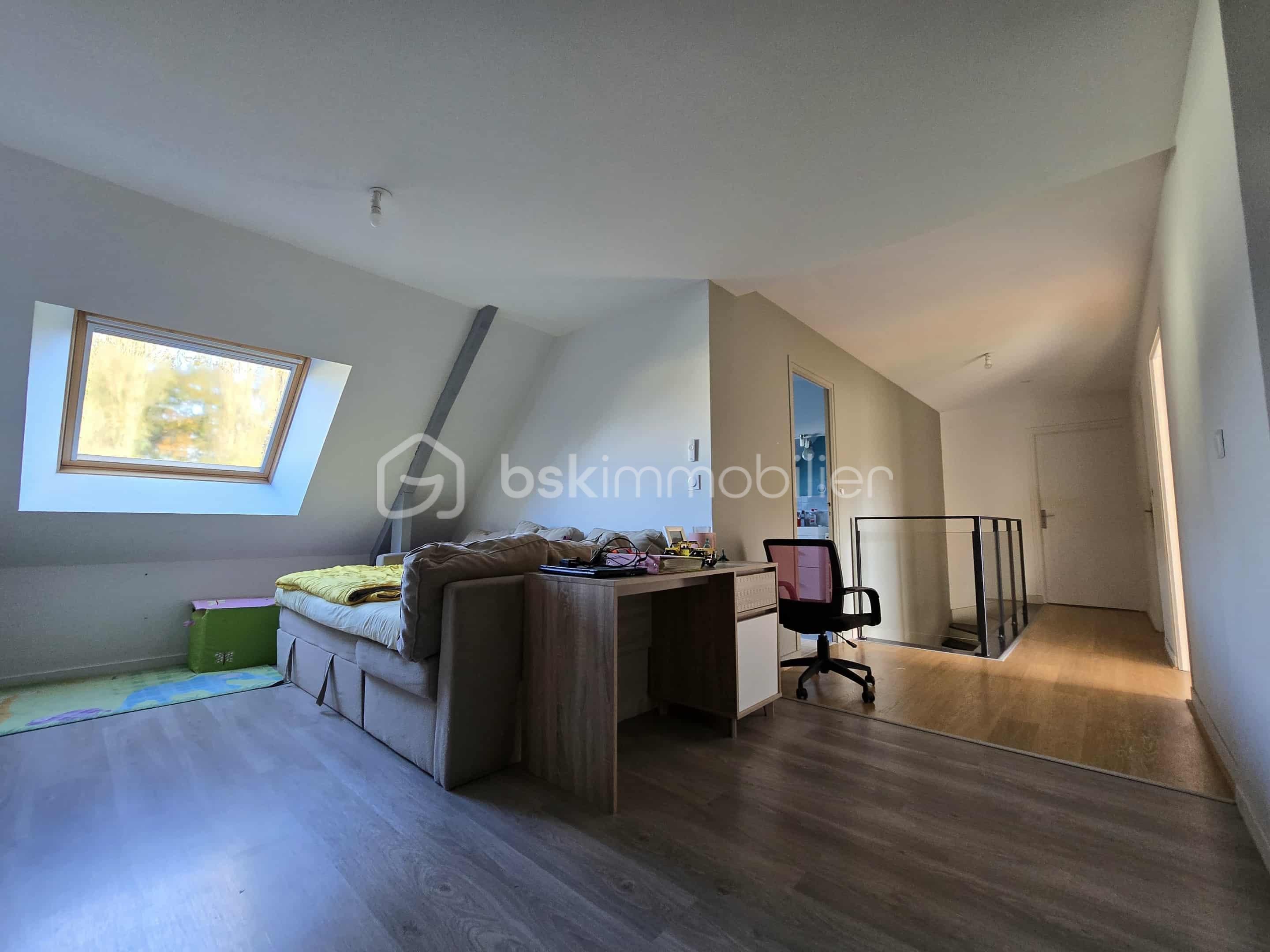Maison de 172 m² - 1c049534-62d3-4286-a4a8-c20241aa7c55.jpg