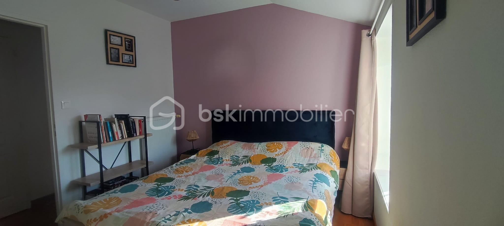 Maison de village de 120 m² - chambre 2 bis.jpg