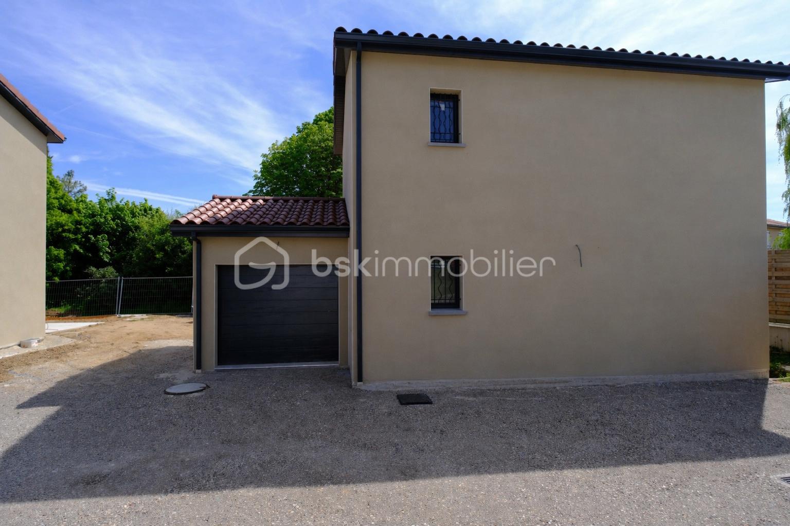 Maison 3 Quincieux centre.PNG