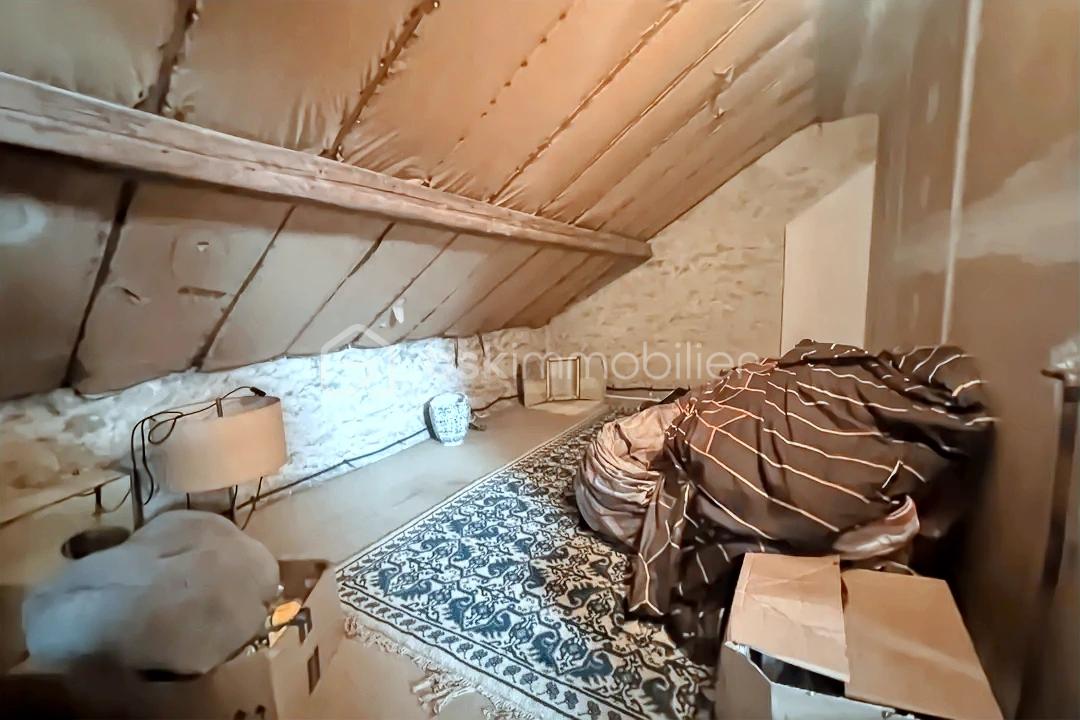 Maison de 130 m² - hoqi-cd472e2002c44e67a3328752827034a8.JPG