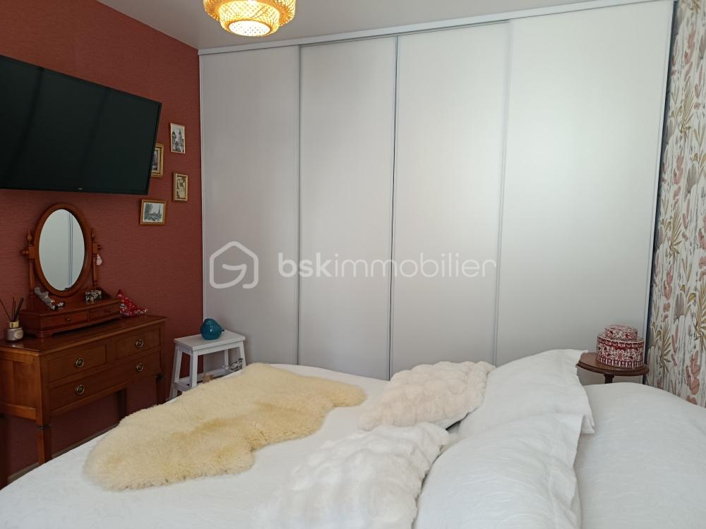 chambre dépendance.jpg