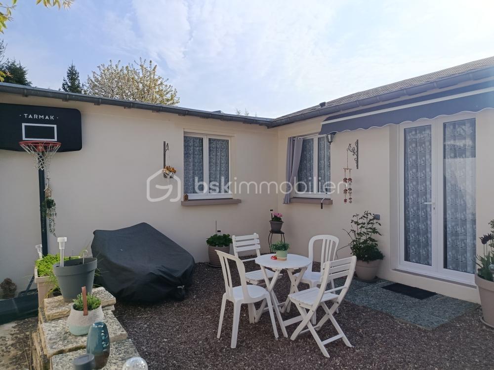 terrasse dépendance.jpg