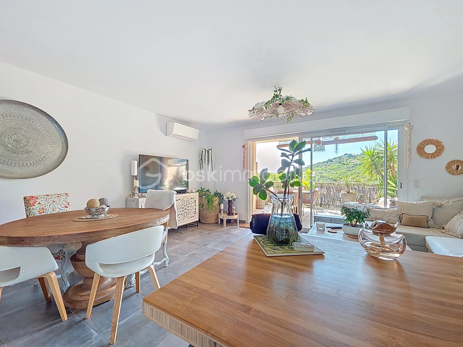 Appartement de 55 m² - 8B3XxIuAkO3x6aywTgm2eK0Bgb4EAgOFglluRpfk.jpg